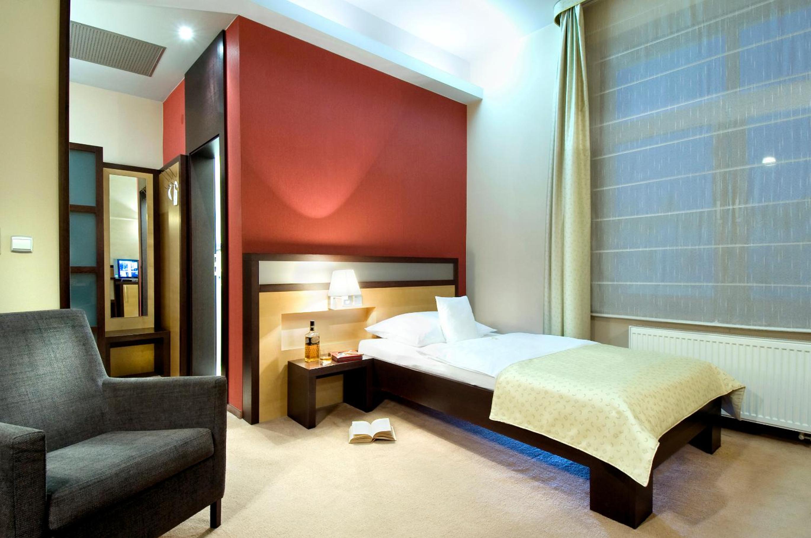 Standard Single Room