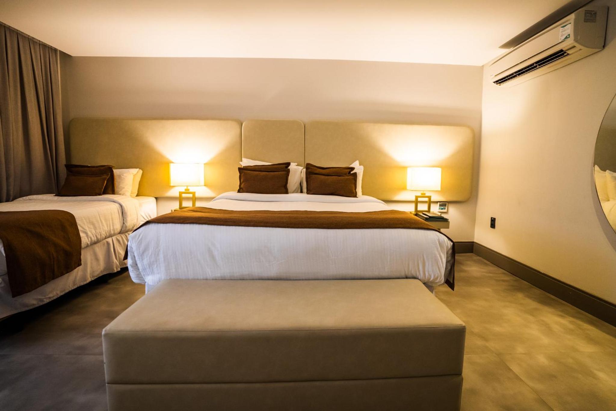 Family Suite with Sea View - Photo 1