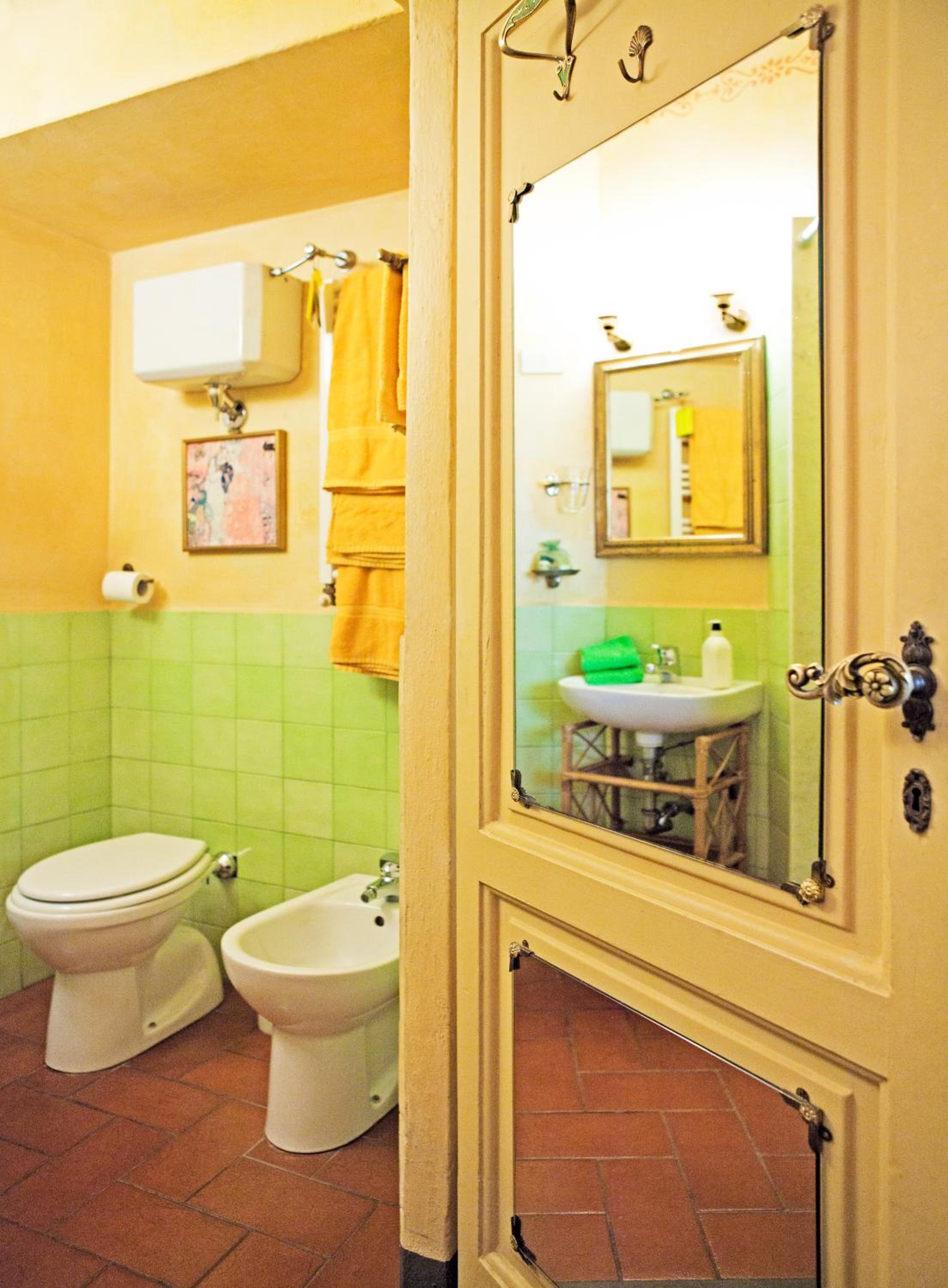 One-Bedroom Apartment with Terrace photo 2