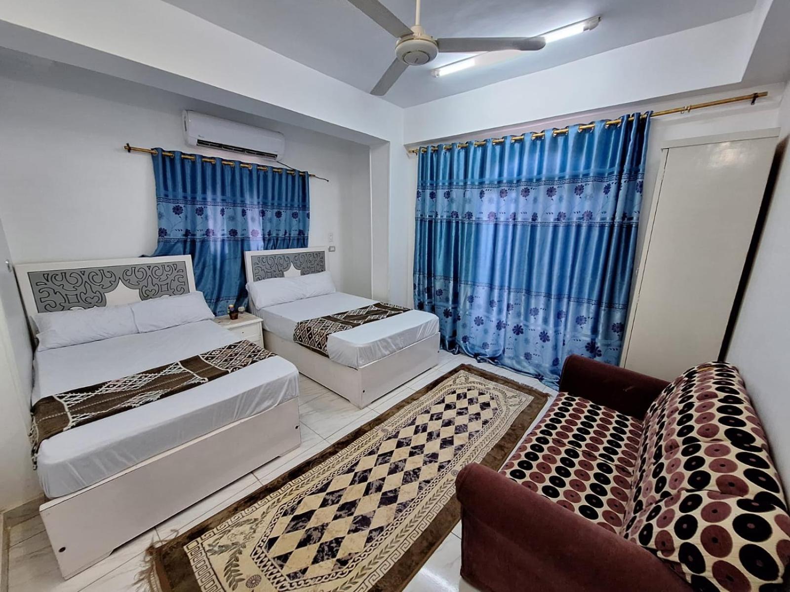 Apartment with Sea View - Photo 15