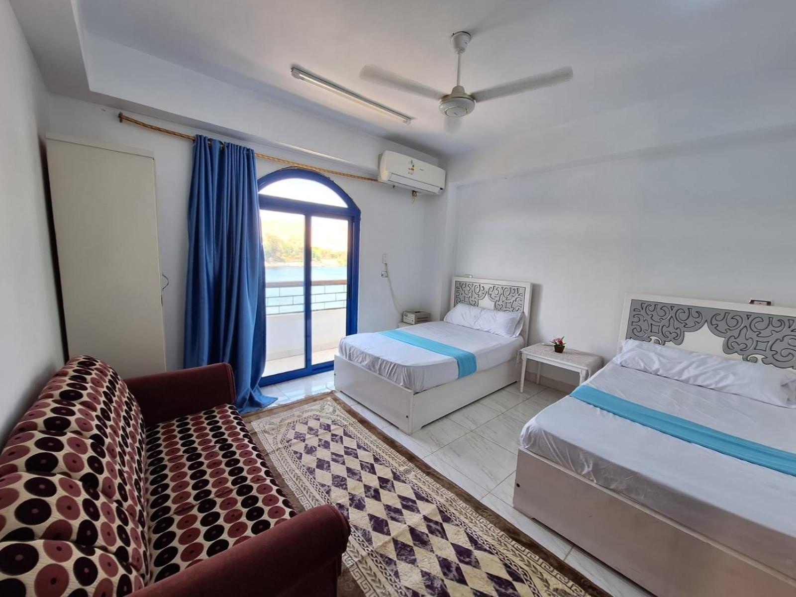 Apartment with Sea View - Photo 17