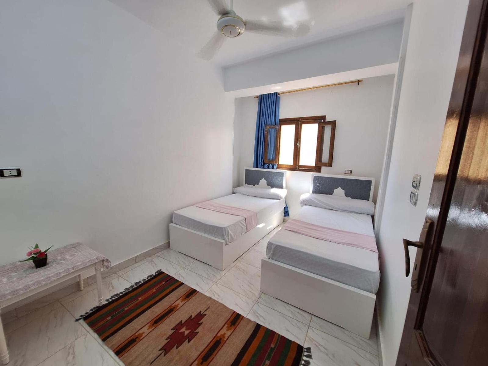 Apartment with Sea View - Photo 25