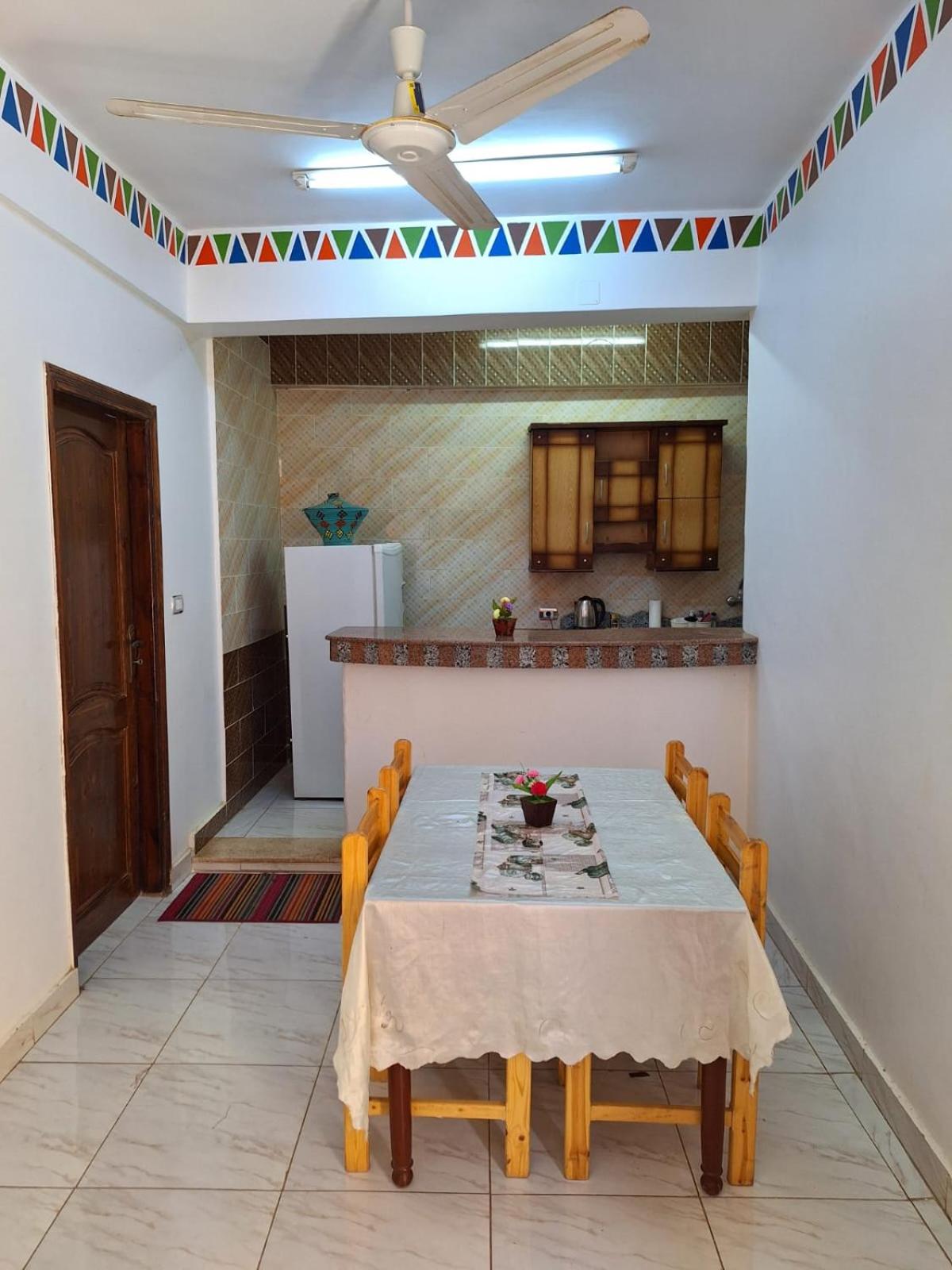 Apartment with Sea View - Photo 27