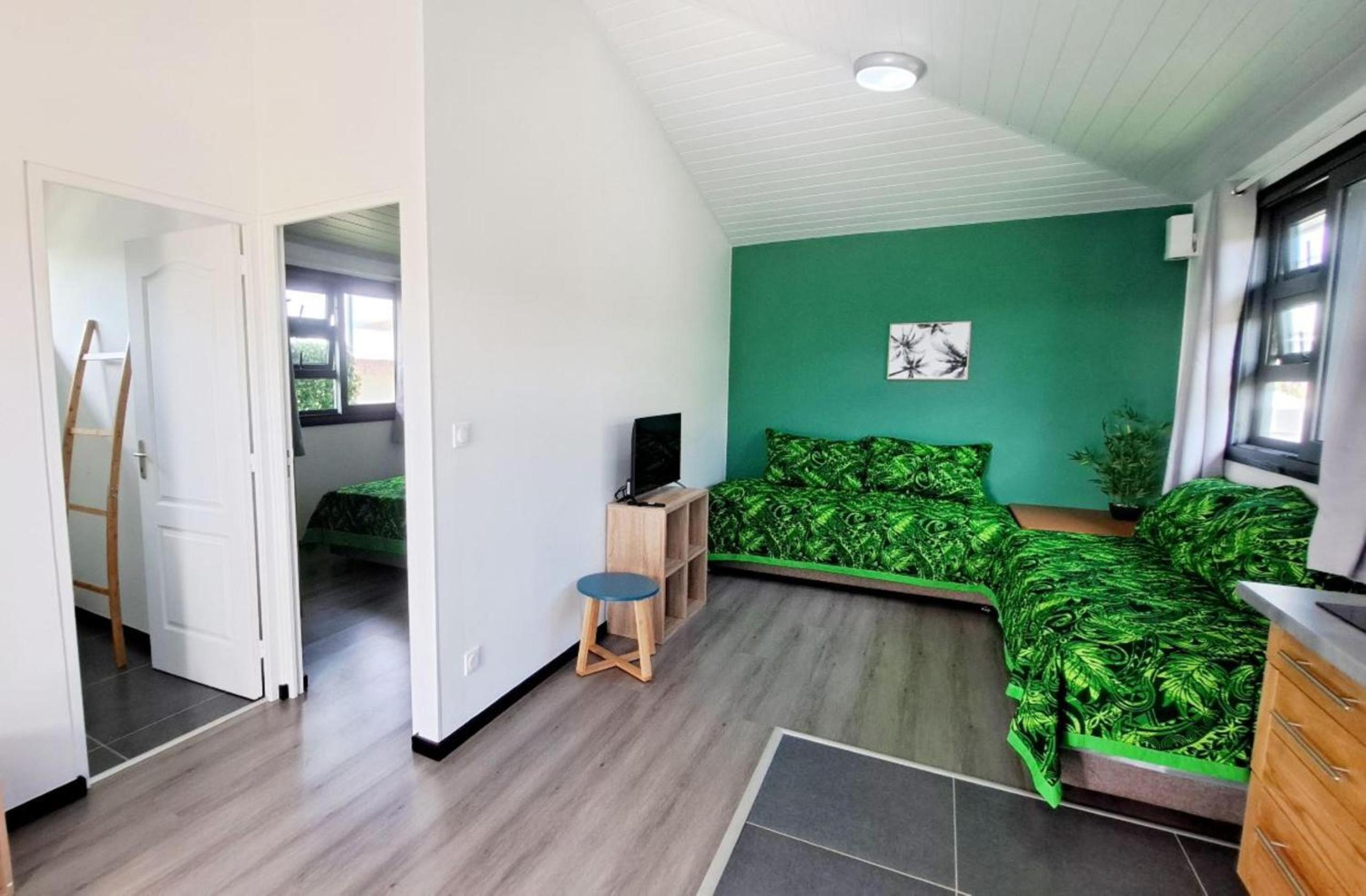 One-Bedroom Bungalow photo 1