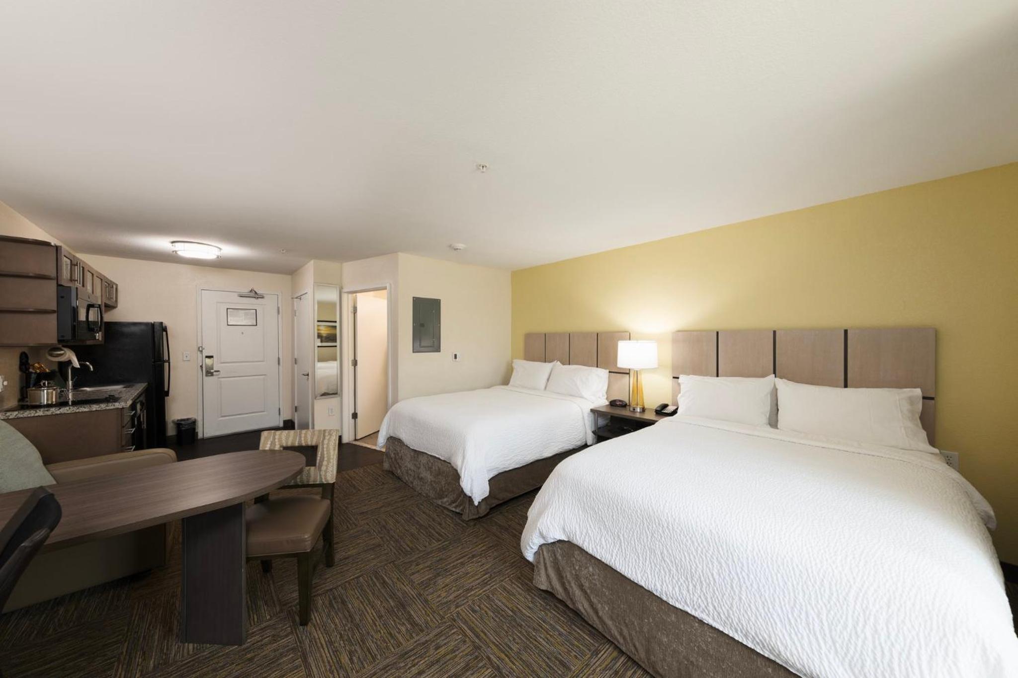 Studio Suite with Two Queen Beds - Photo 11