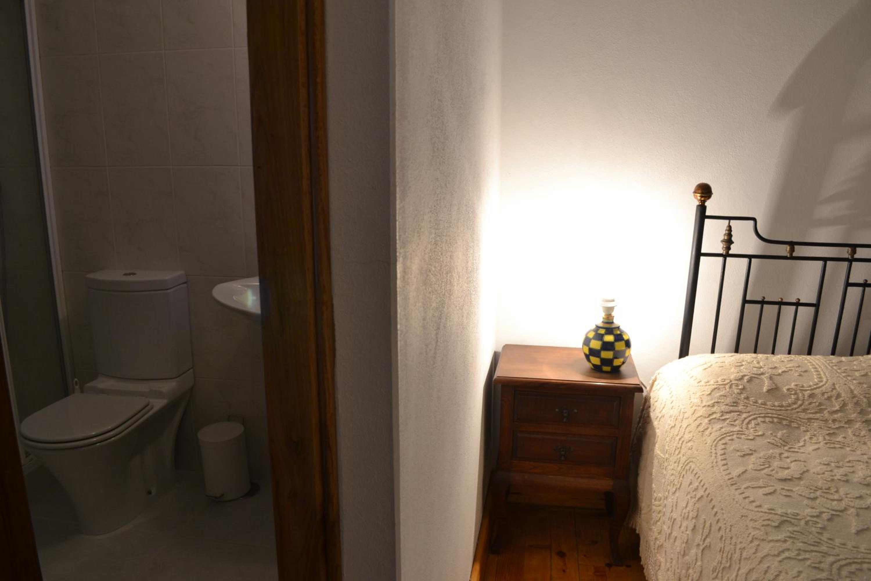 Double Room with Private Bathroom photo 1