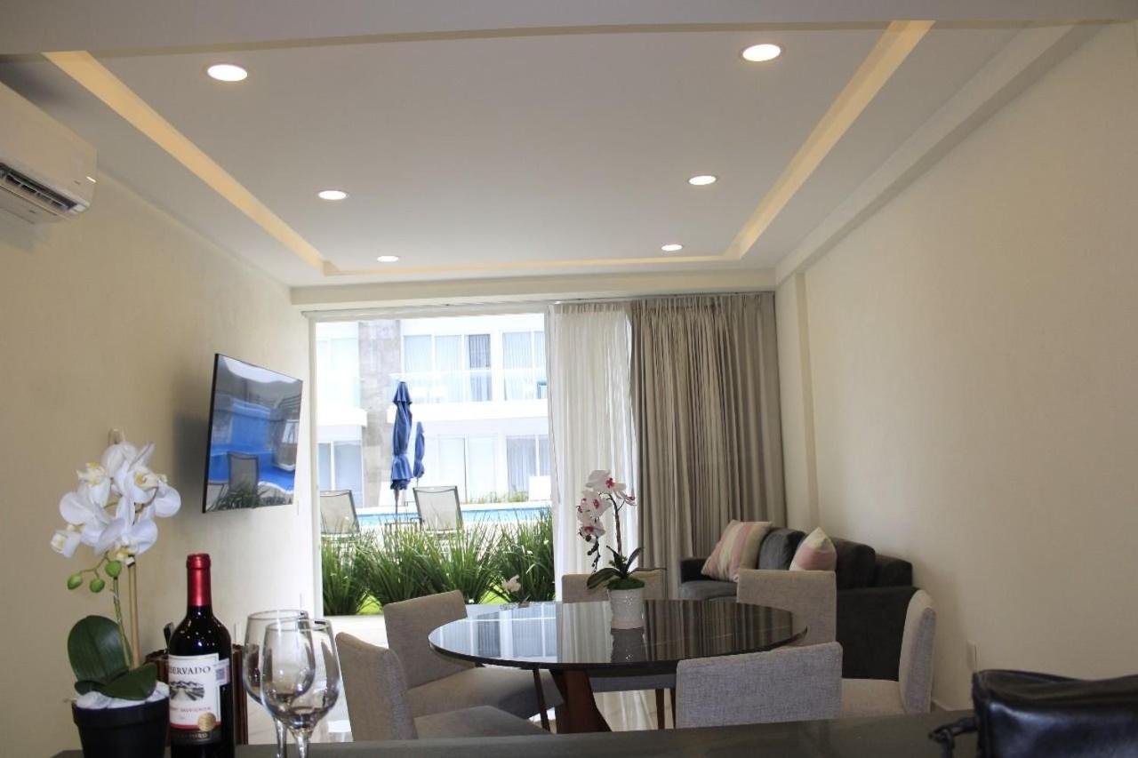 Apartment with Pool View photo 1
