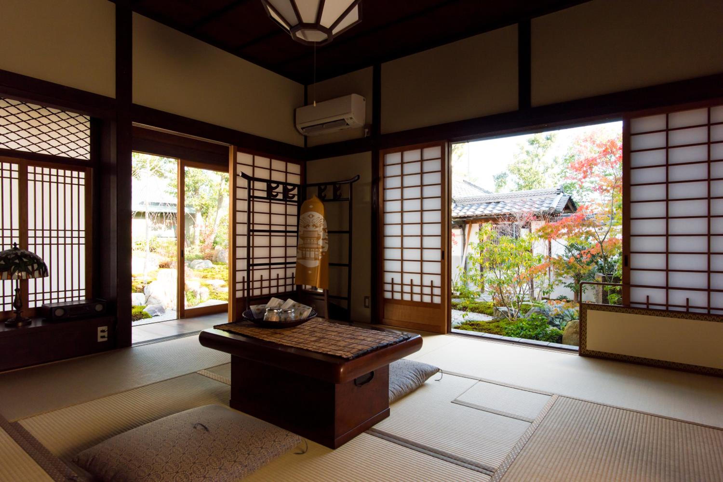 Family Room with Garden View photo 3