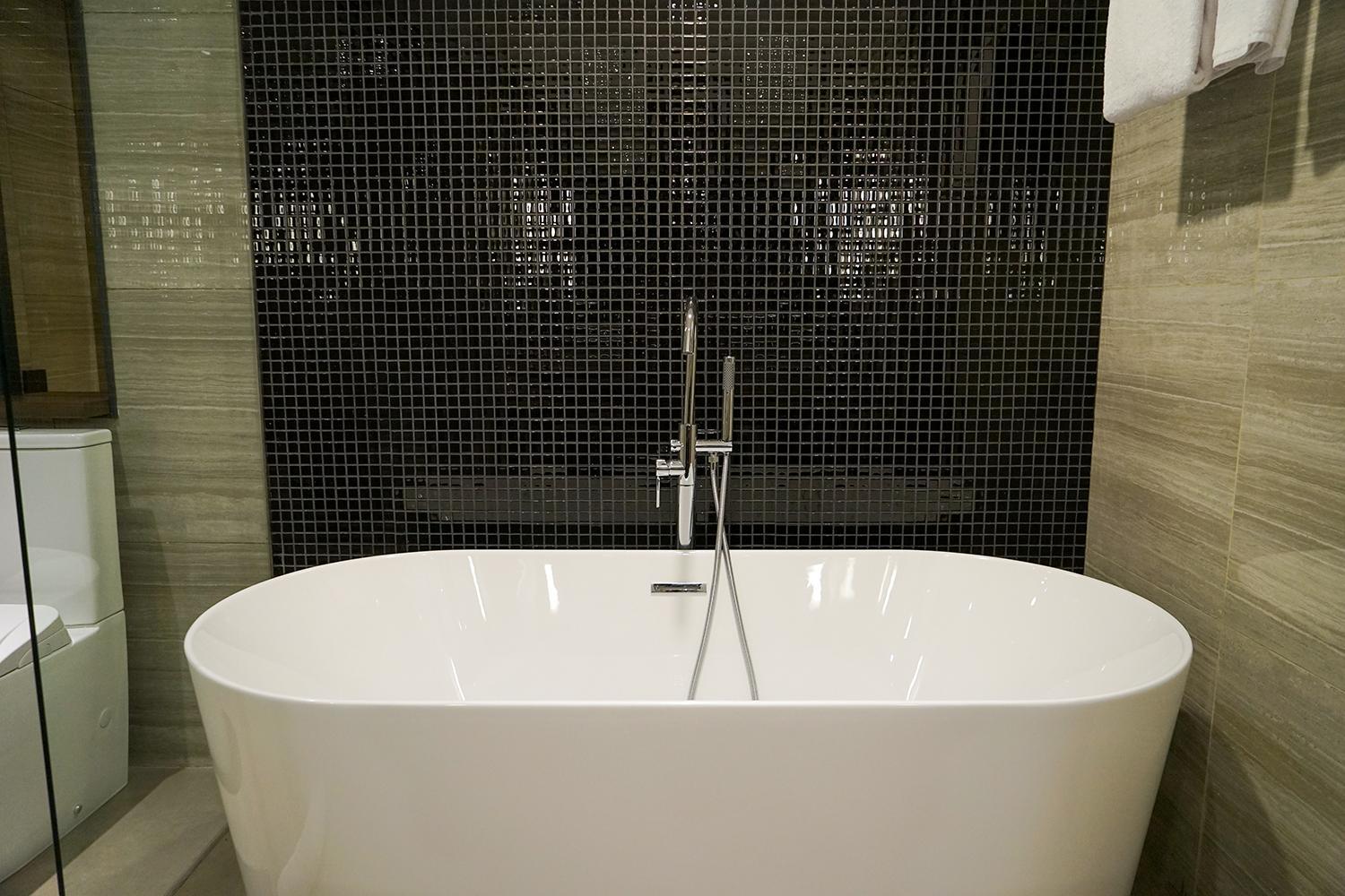 Suite - Photo 4