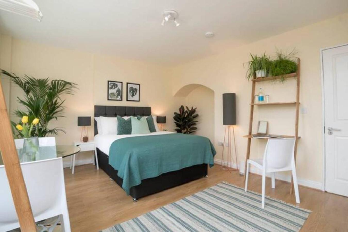 Double Room with Balcony photo 2