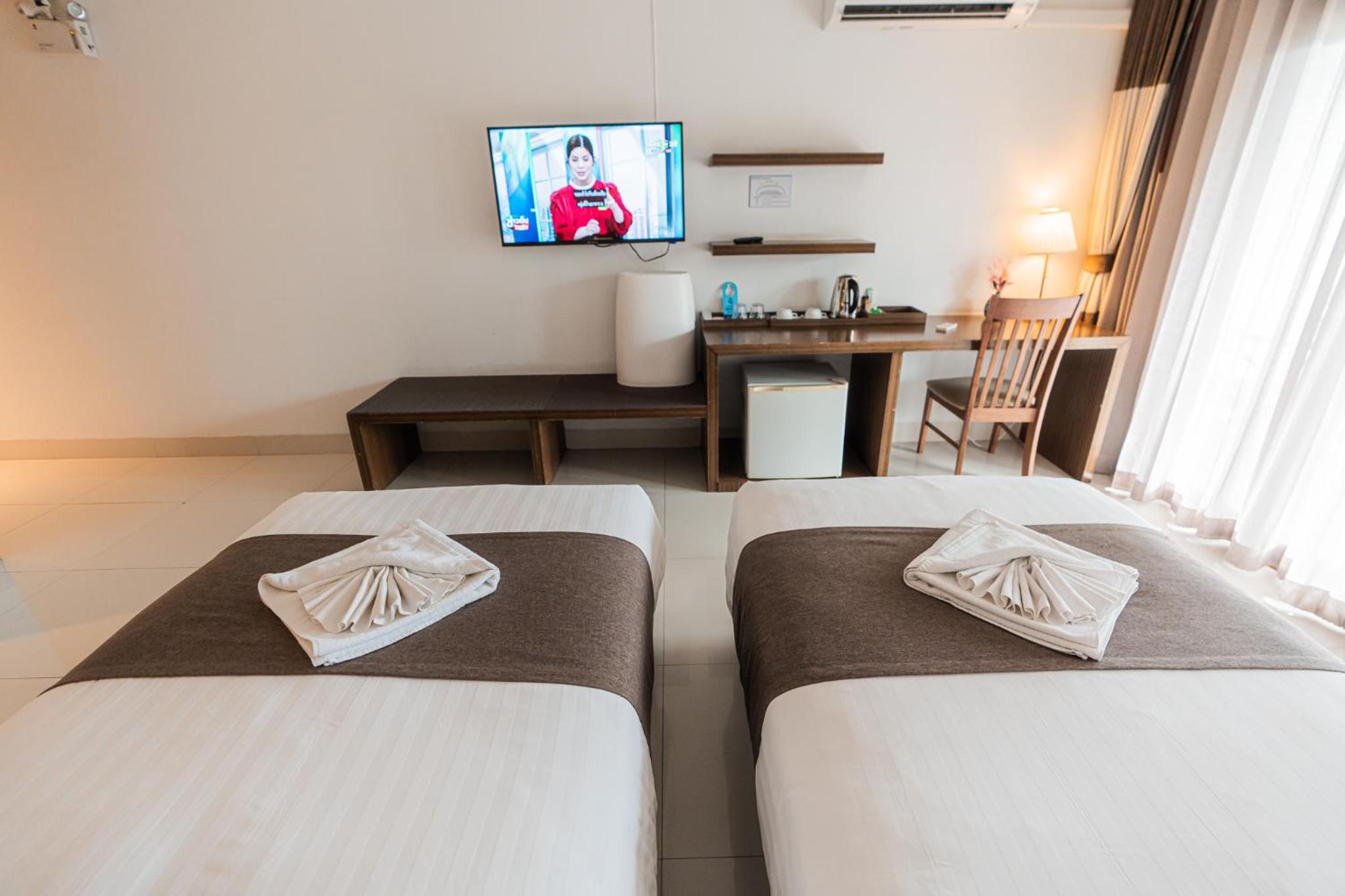 Superior Twin Room - Photo 12