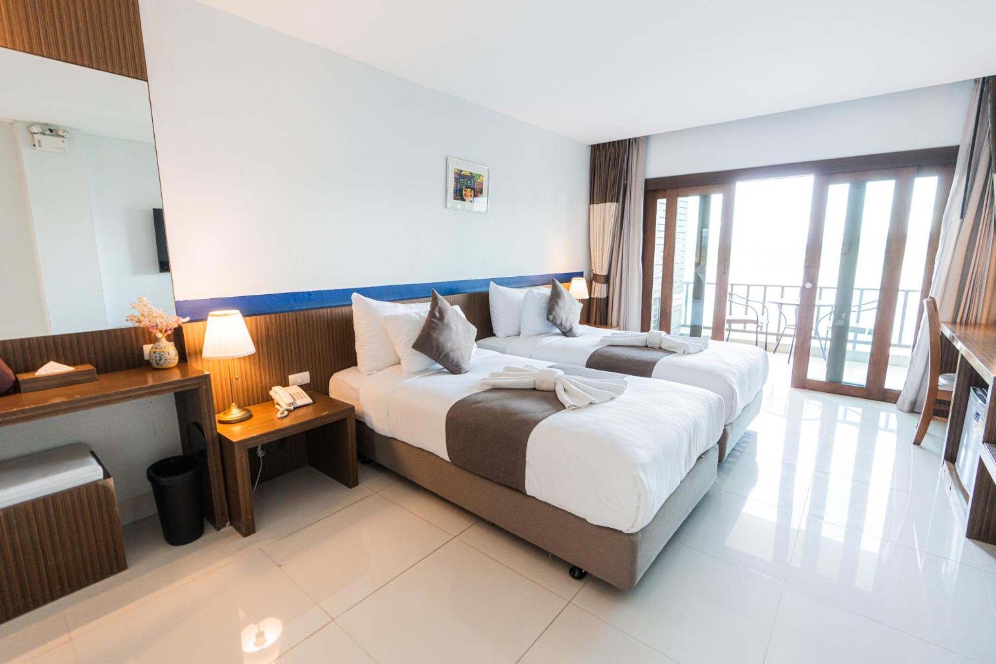 Deluxe Twin Room - Photo 1