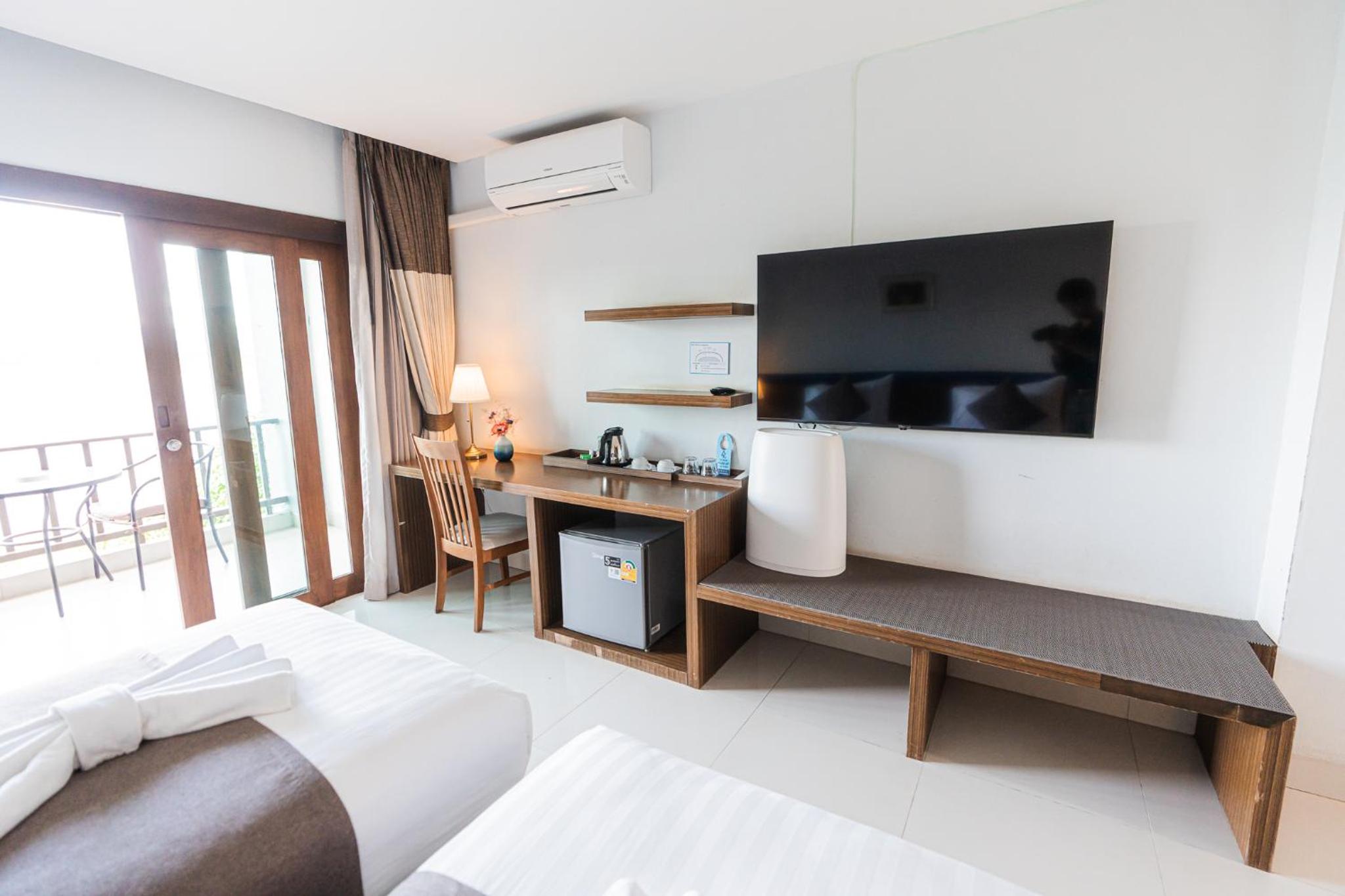 Deluxe Twin Room - Photo 19