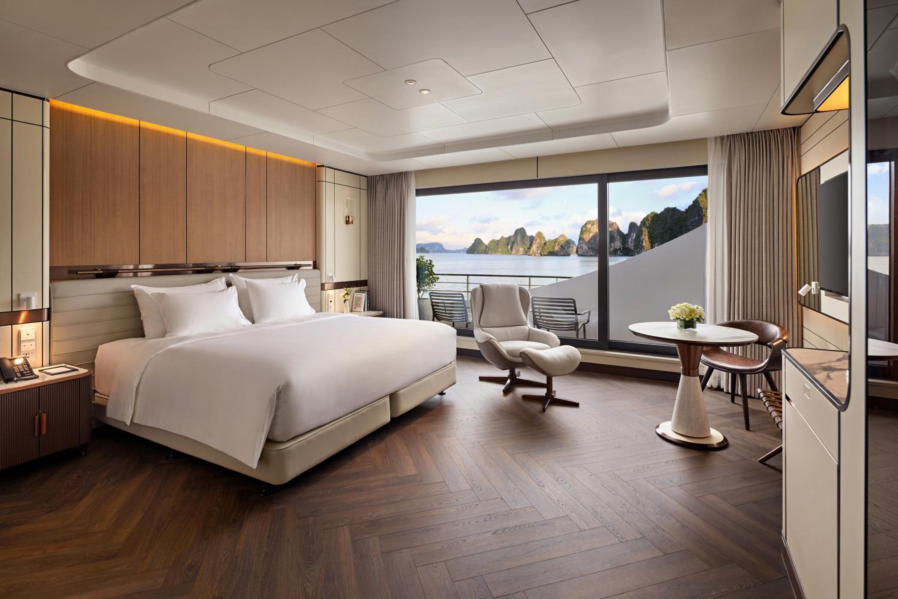 Ocean Balcony Suite - Photo 1