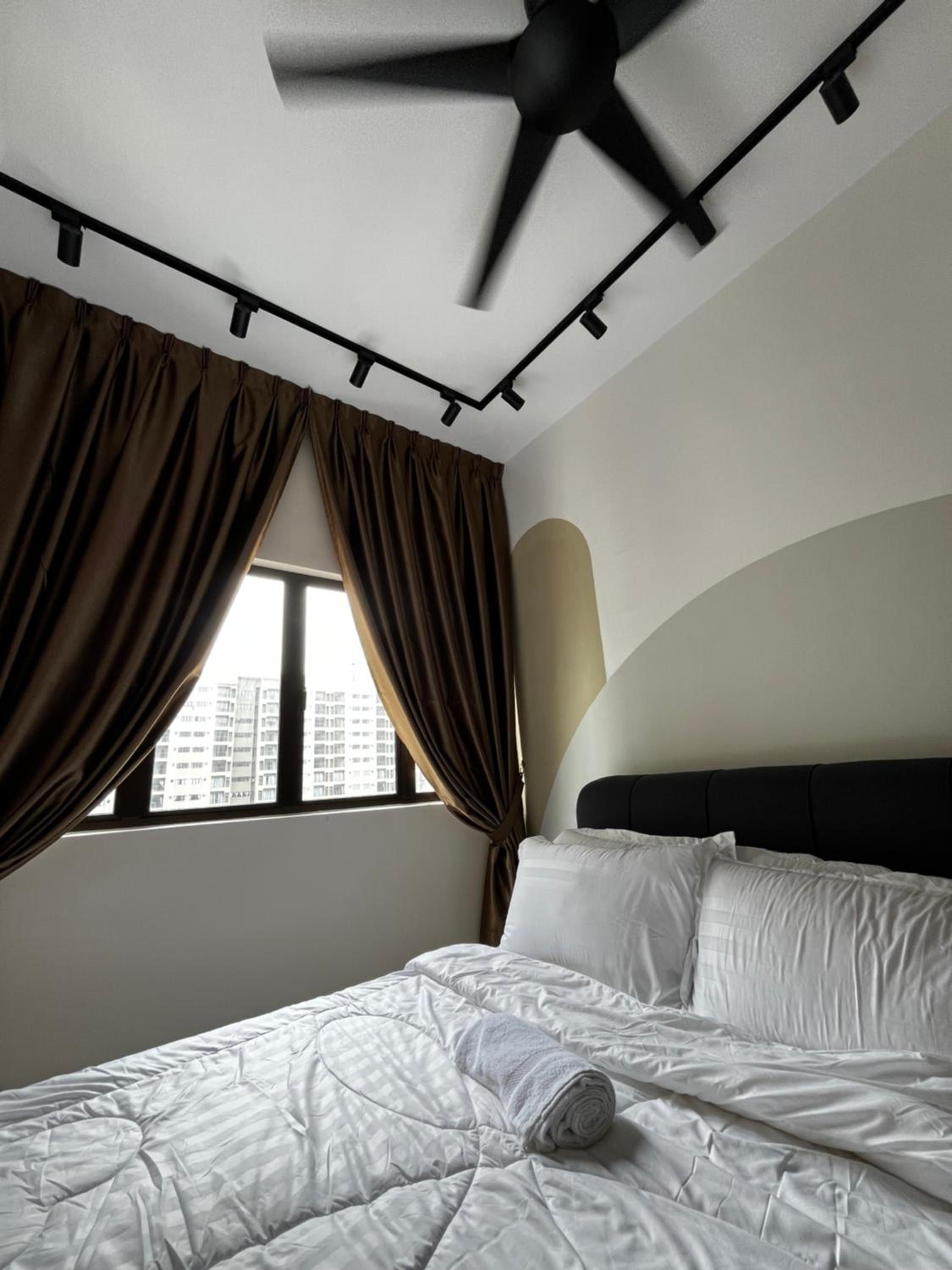 Apartment With City View photo 1