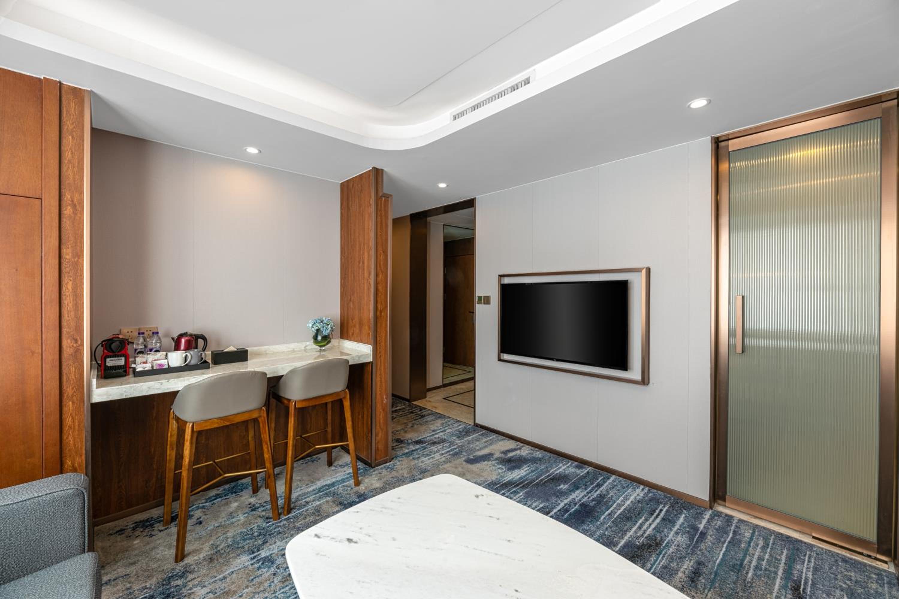 One-Bedroom Suite