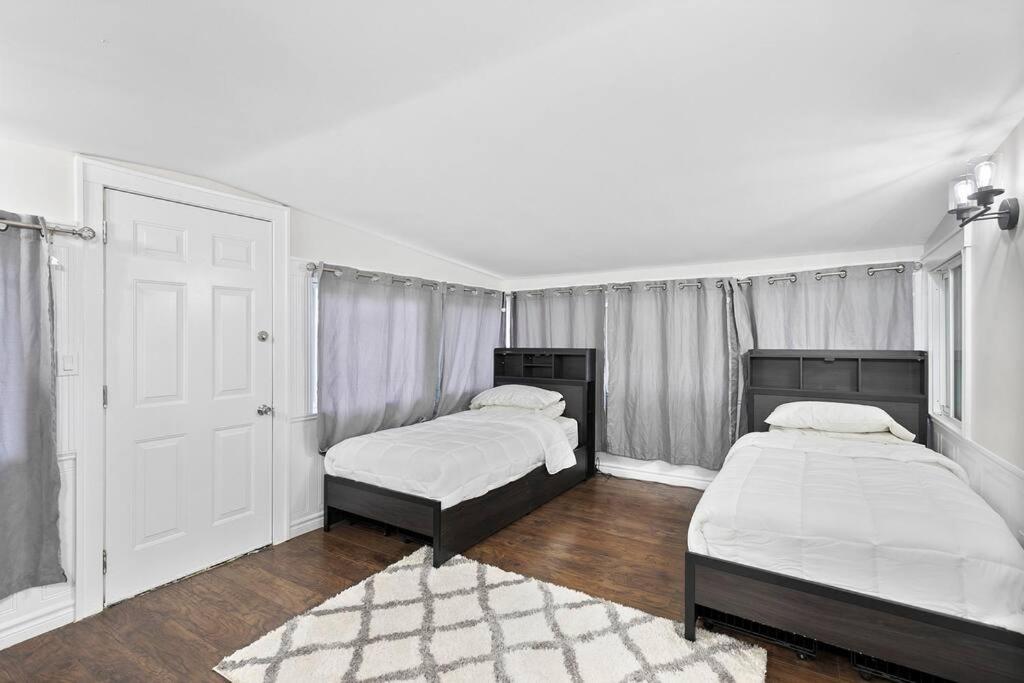 Two-Bedroom Bungalow photo 1