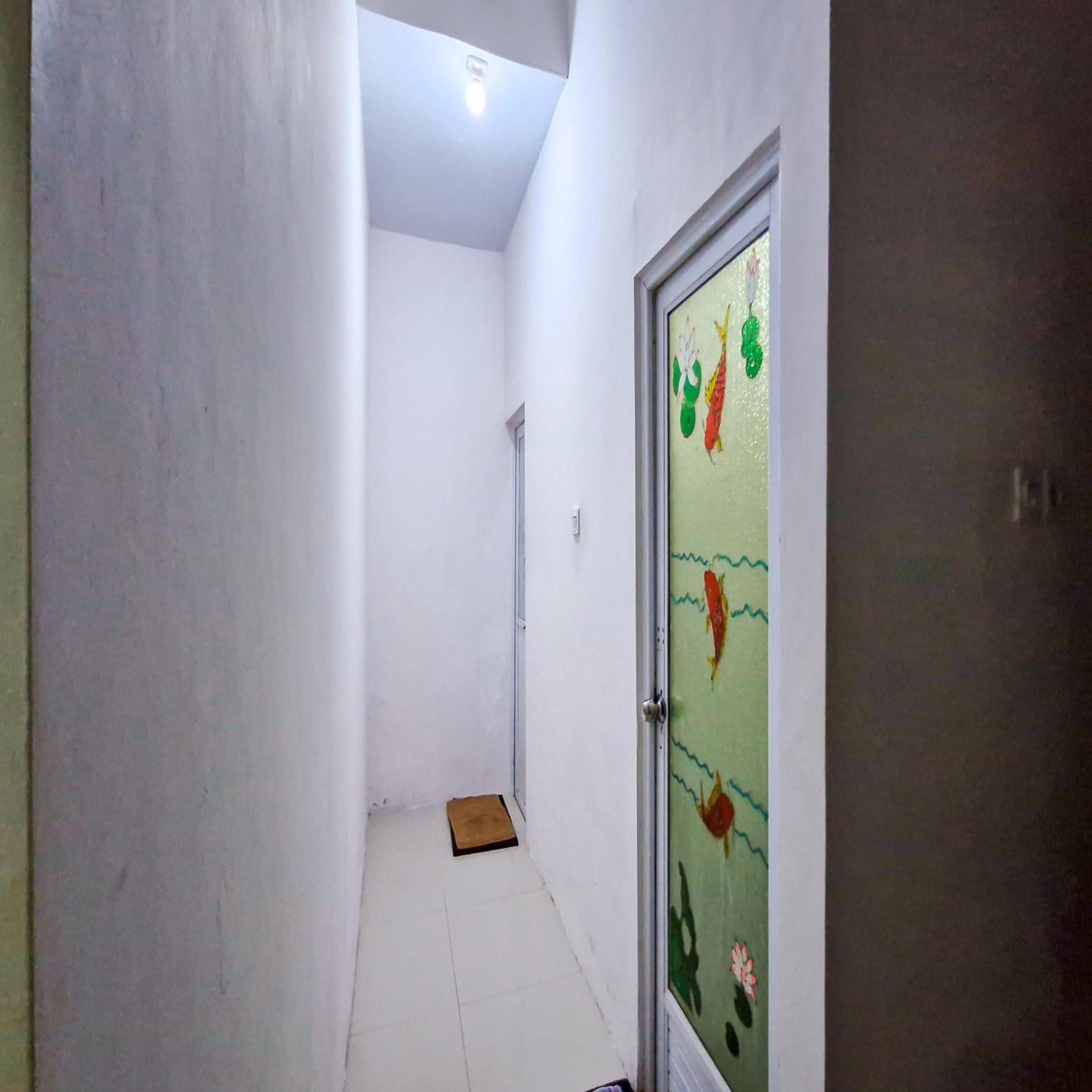 Standard Double Room with Shared Bathroom photo 2
