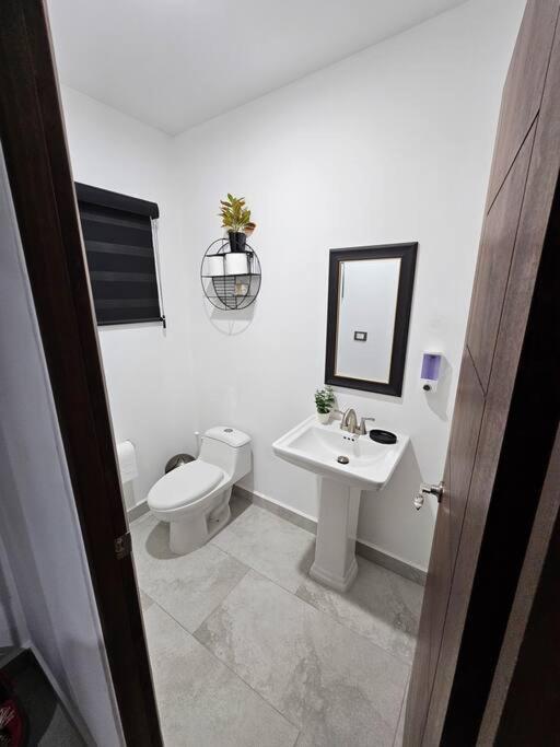 Three-Bedroom House photo 2