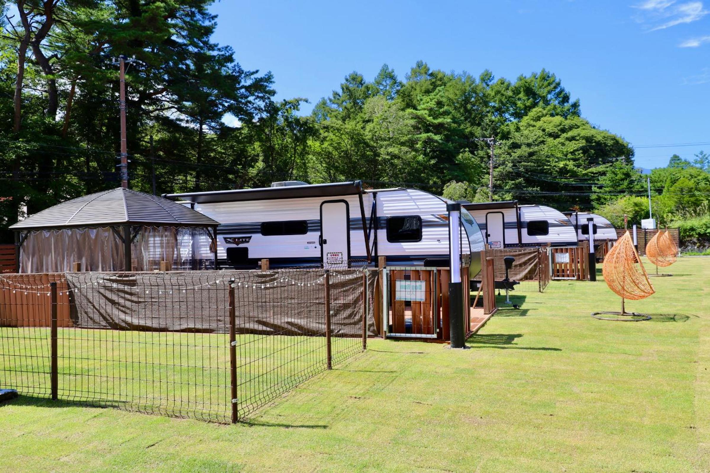 Mobile Home photo 2