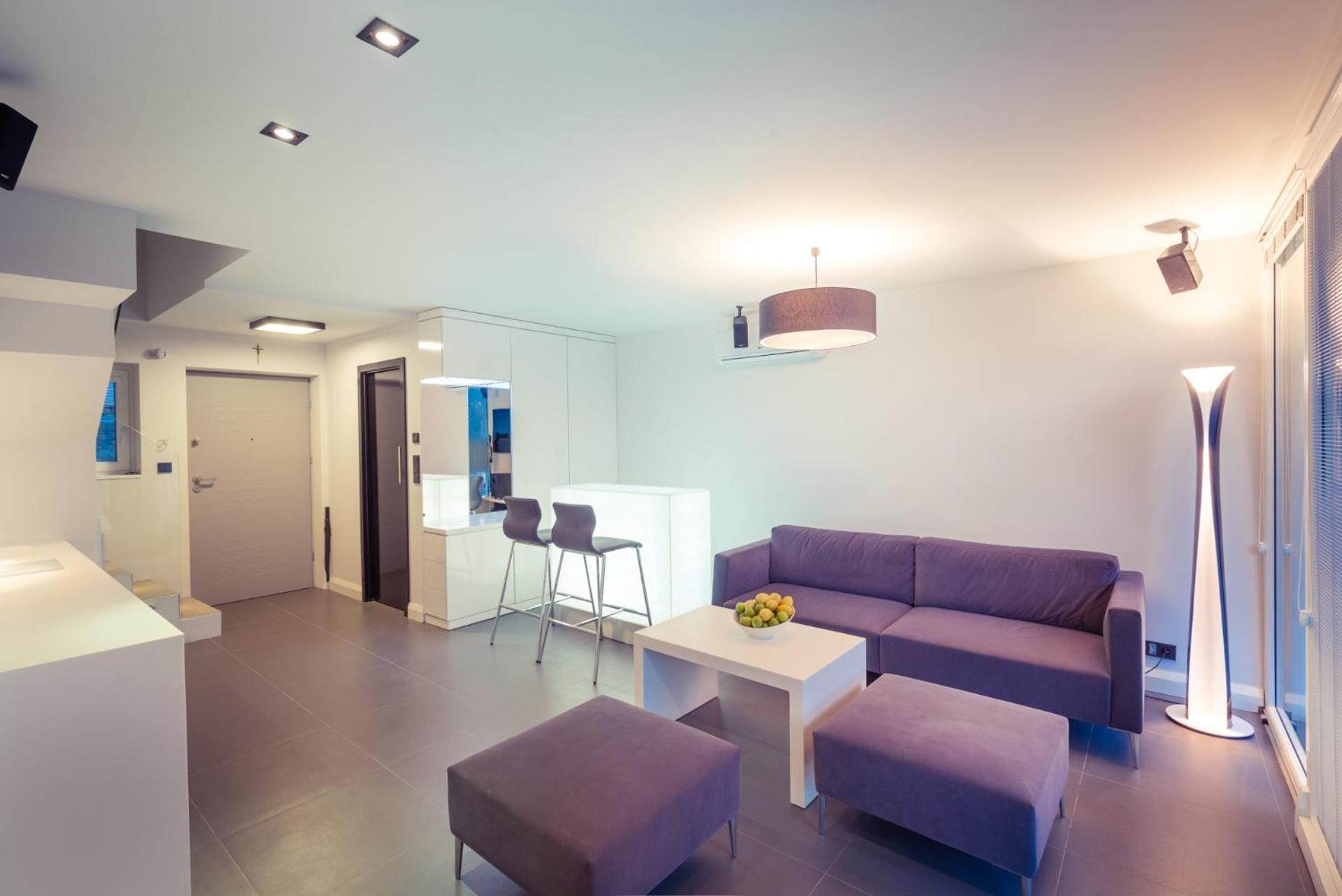 Executive Suite - Photo 4
