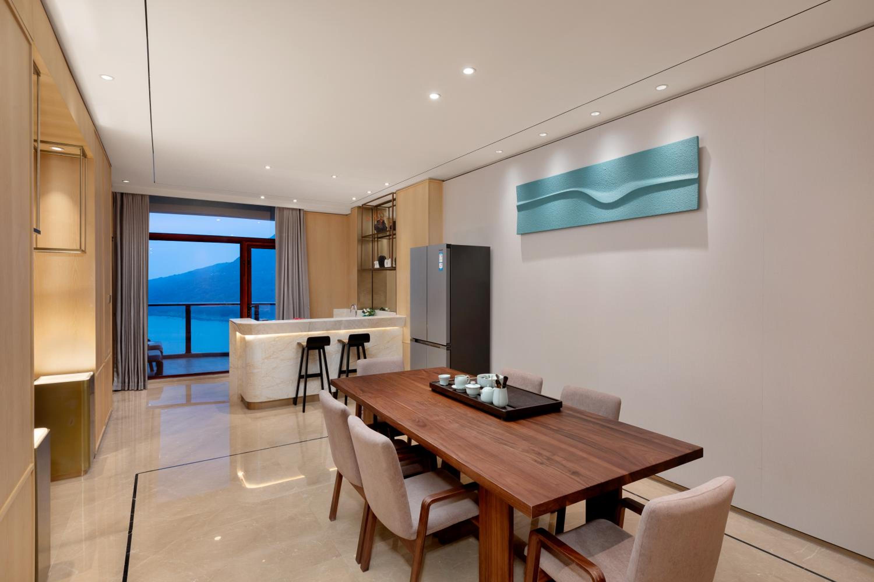 Panoramic Suite - Photo 3