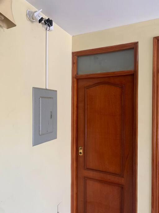One-Bedroom Apartment photo 3