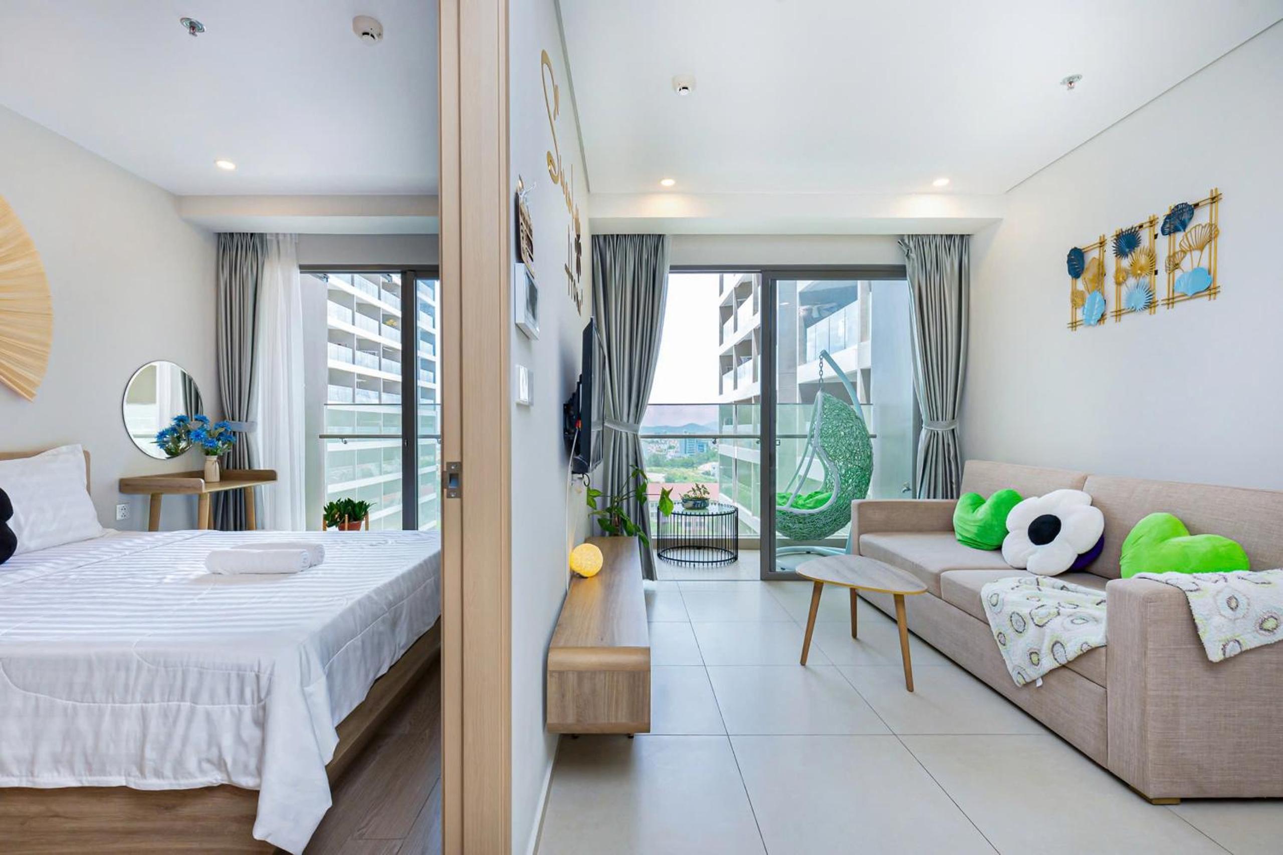 Two-Bedroom Apartment with View - Photo 54