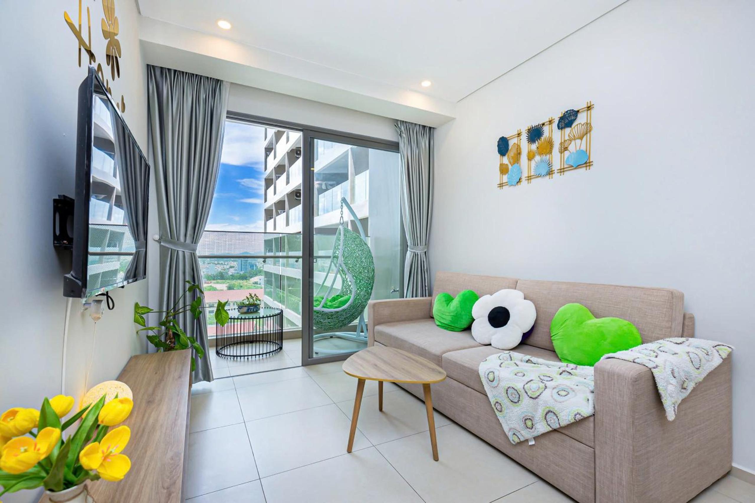 Two-Bedroom Apartment with View - Photo 53
