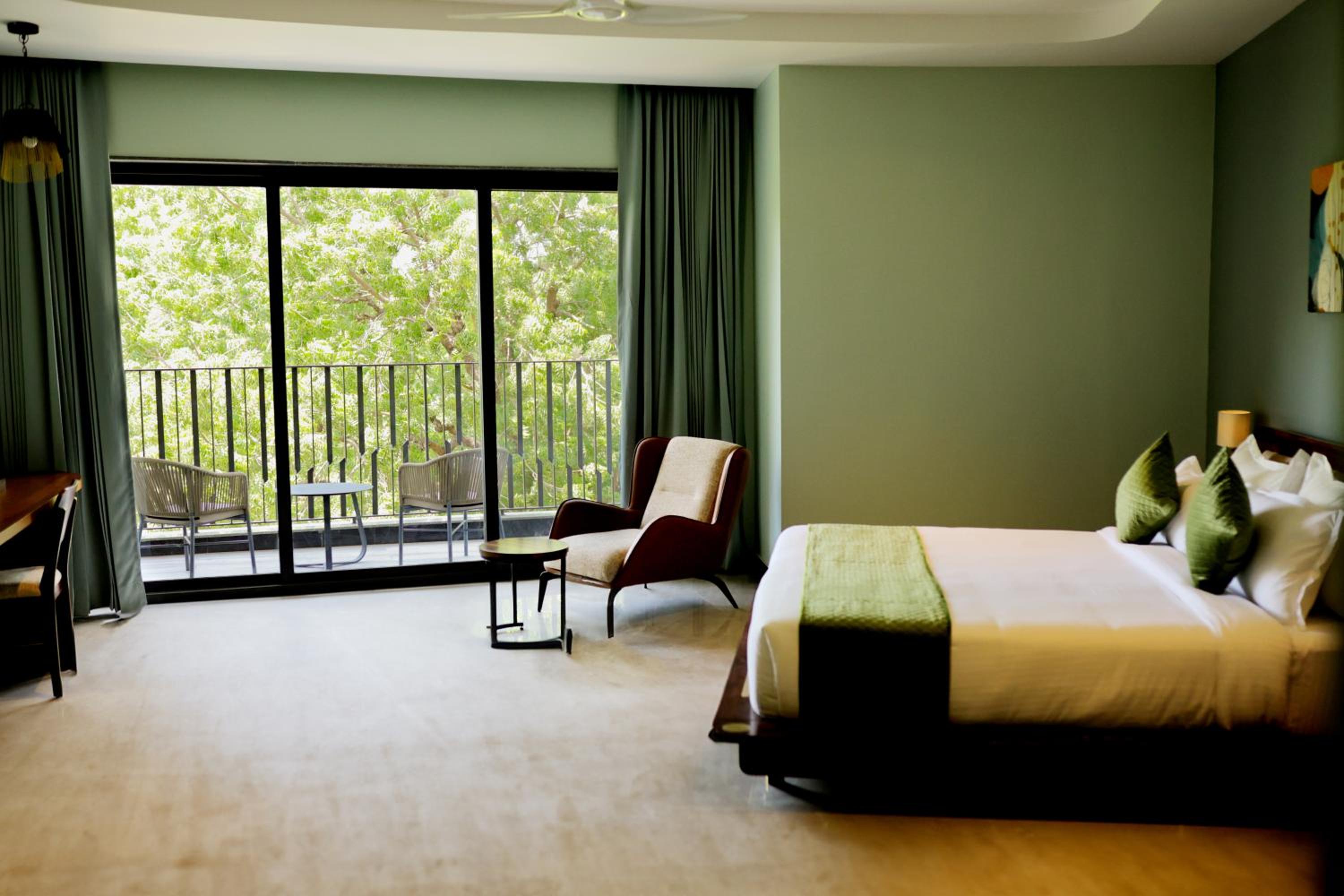 Suite With Balcony photo 3