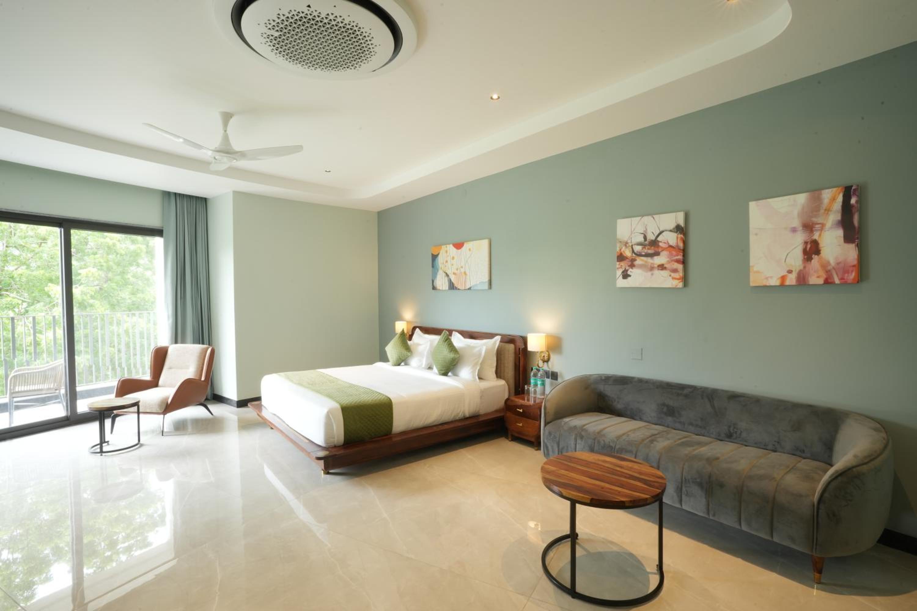 Suite With Balcony photo 2