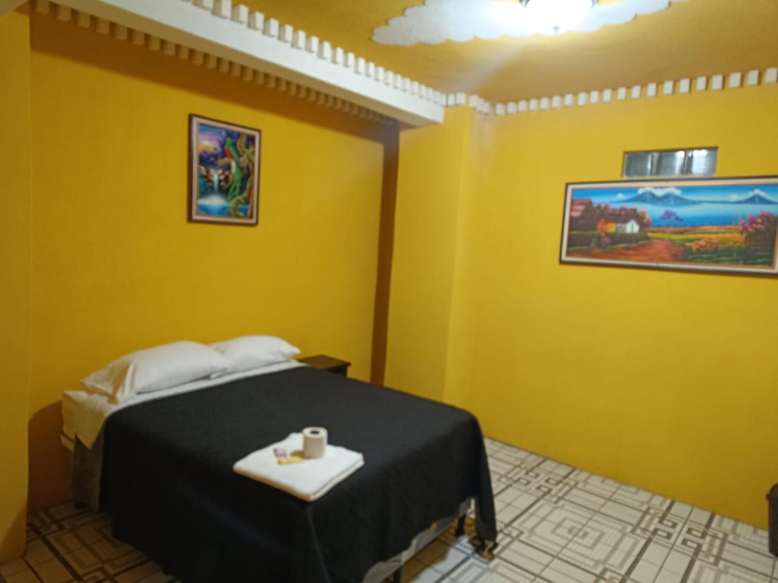 Double Room With Private Bathroom photo 1