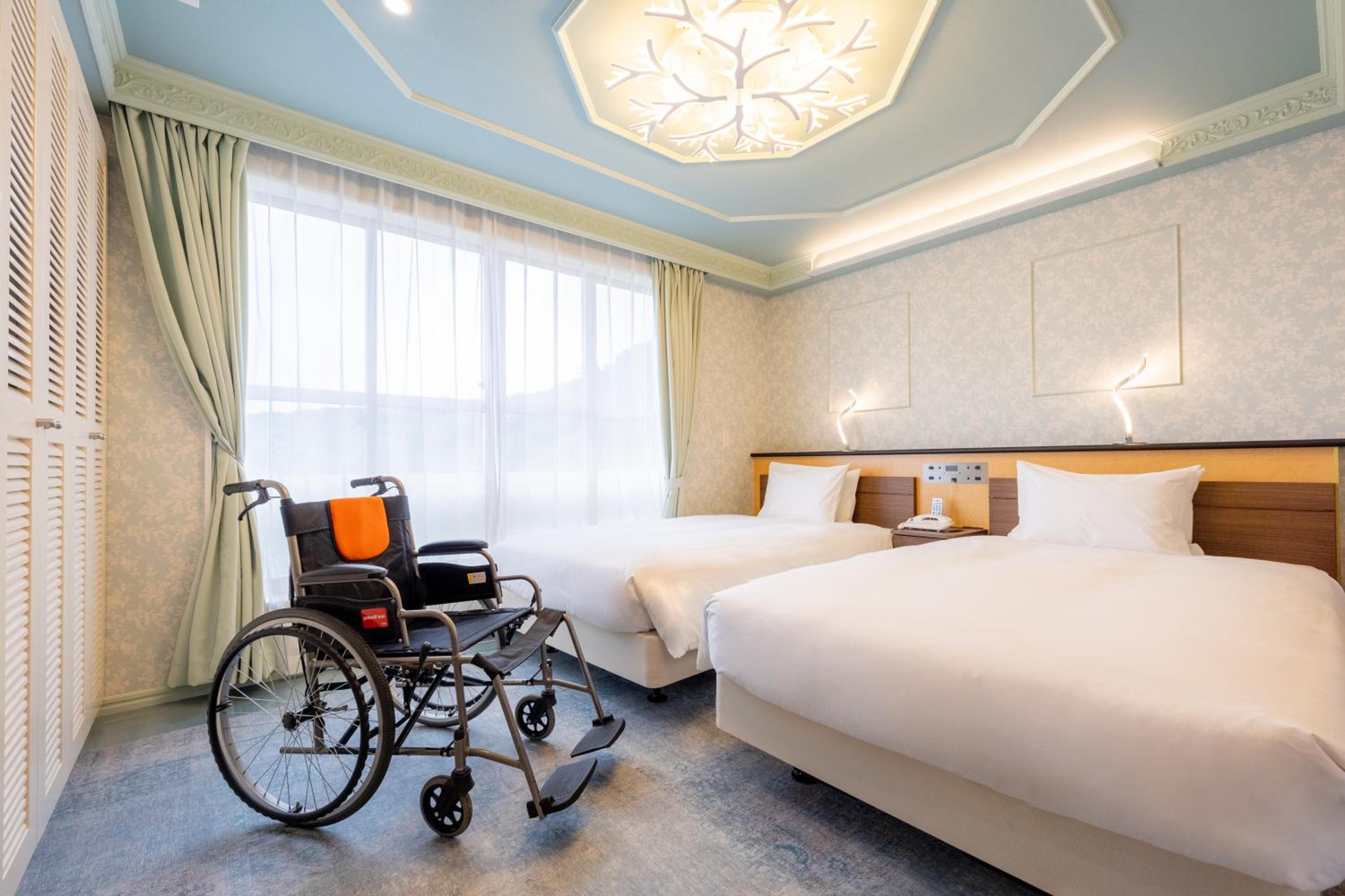 Superior Twin Room - Photo 3