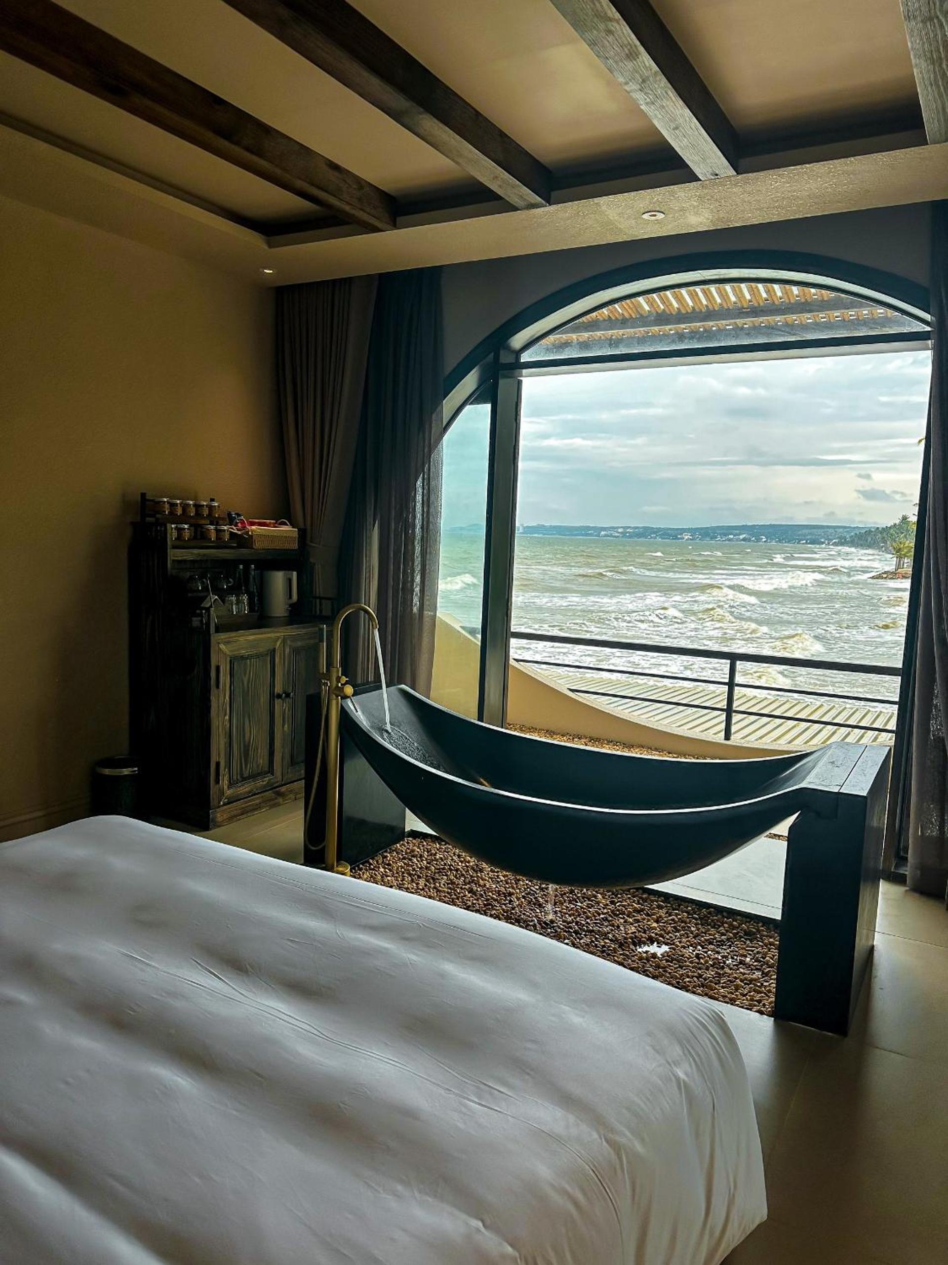 Deluxe Double Room With Sea View