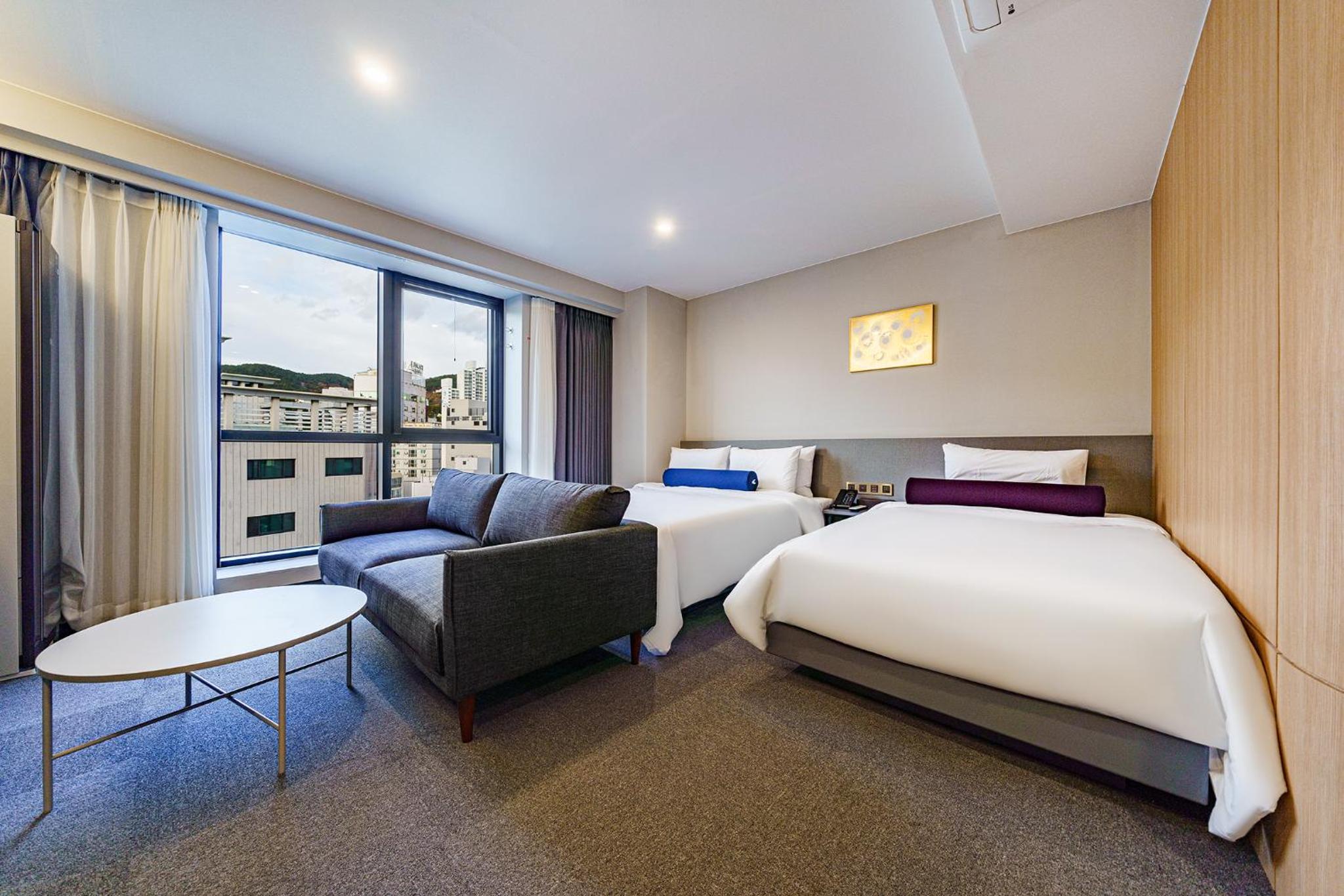 Deluxe Twin Room - Photo 1