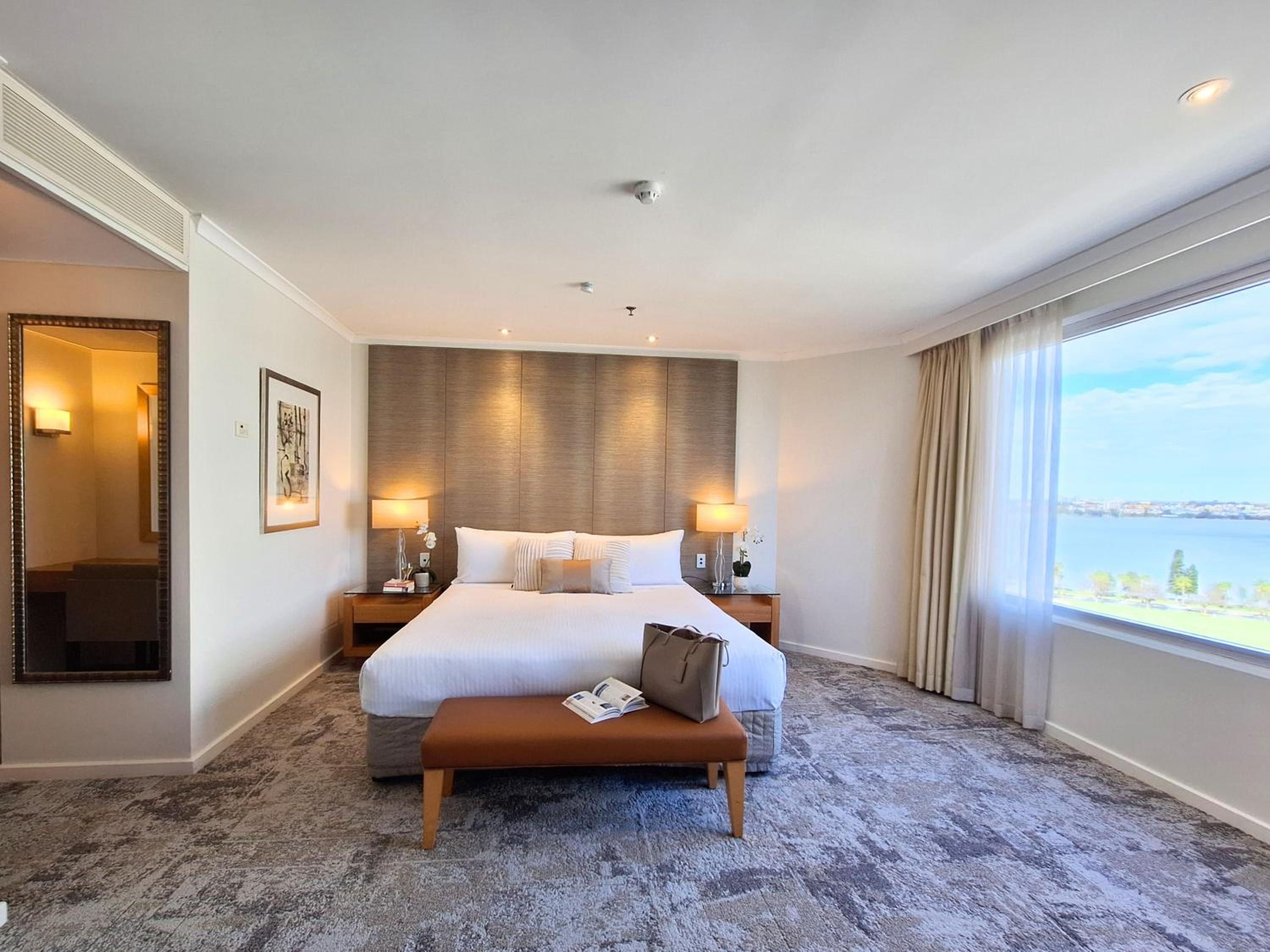 Suite King photo 2