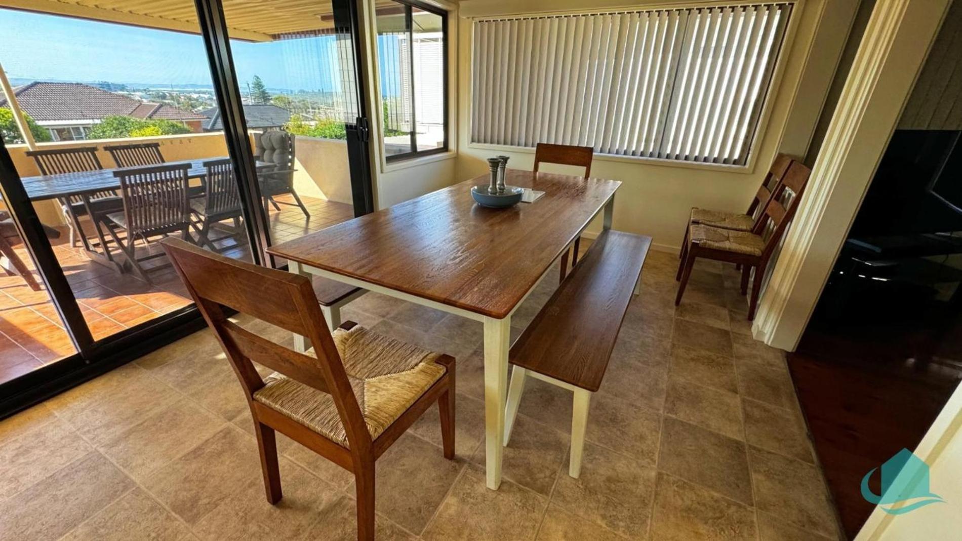 Four-Bedroom Vacation Home photo 3