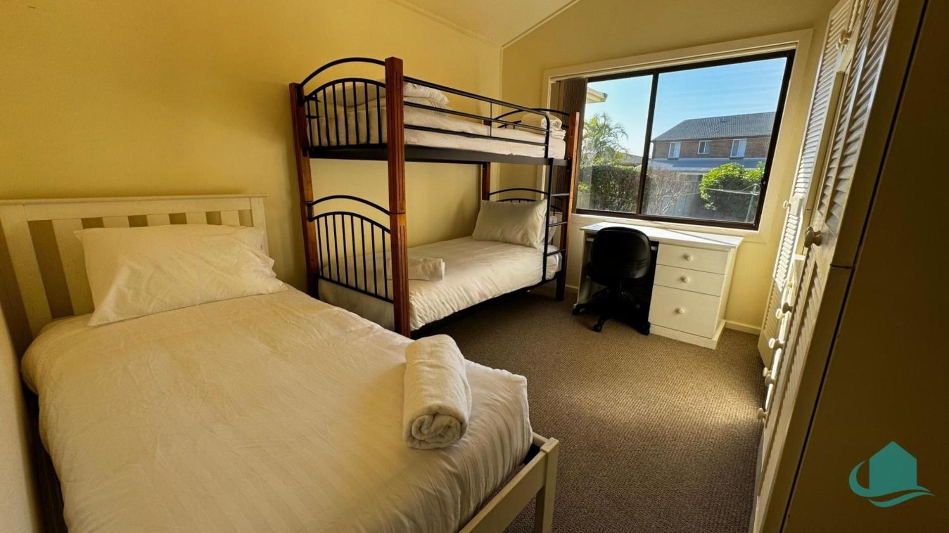 Four-Bedroom Vacation Home photo 2