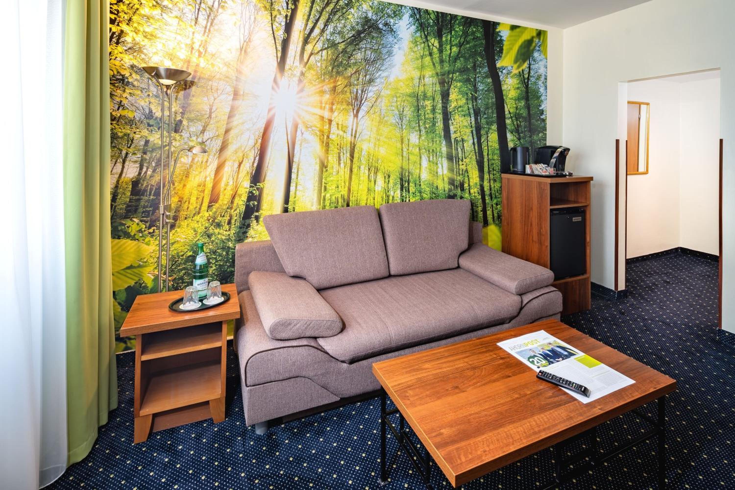 Panorama Studio with Lake View - Photo 4