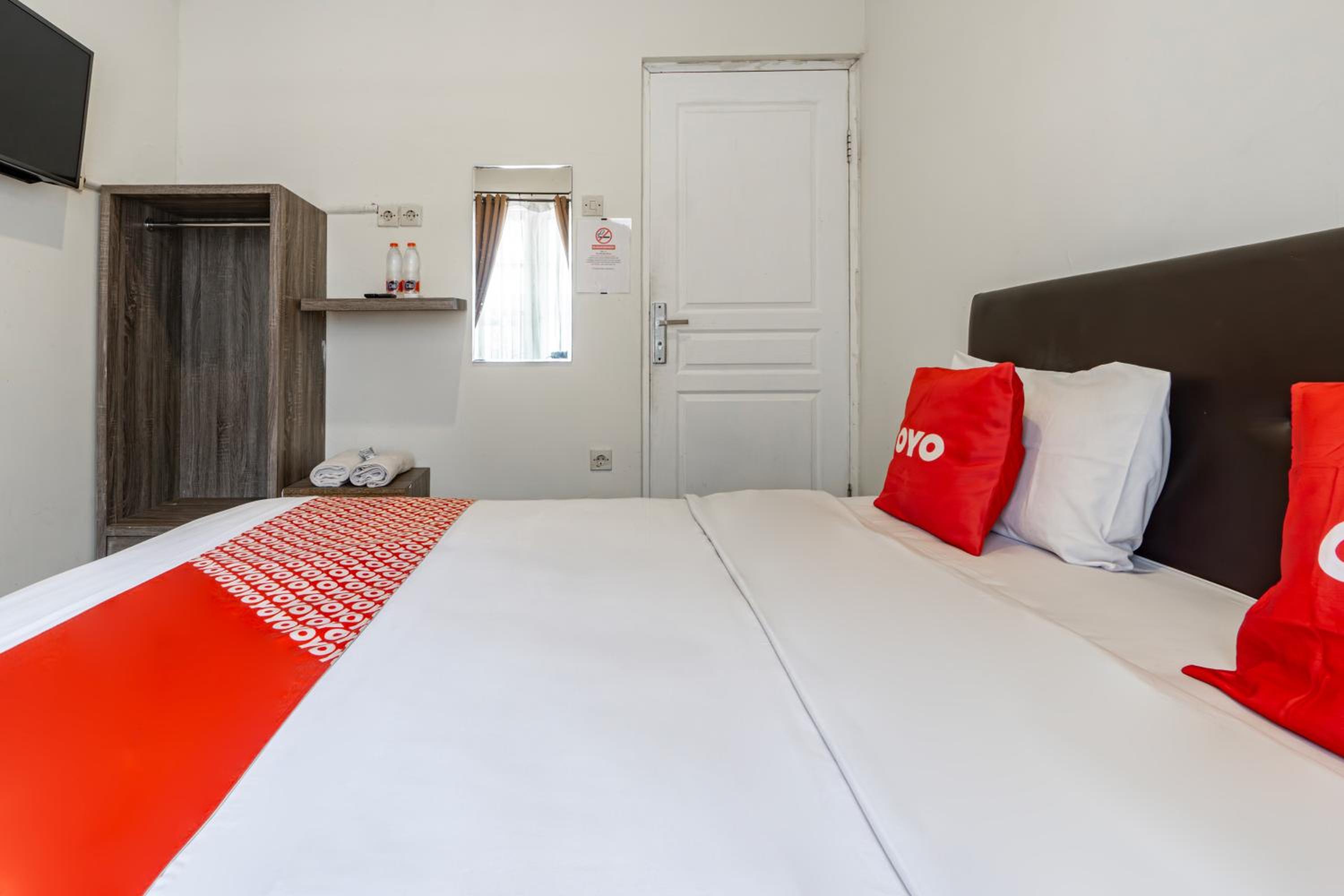 Standard Double Room - Photo 3