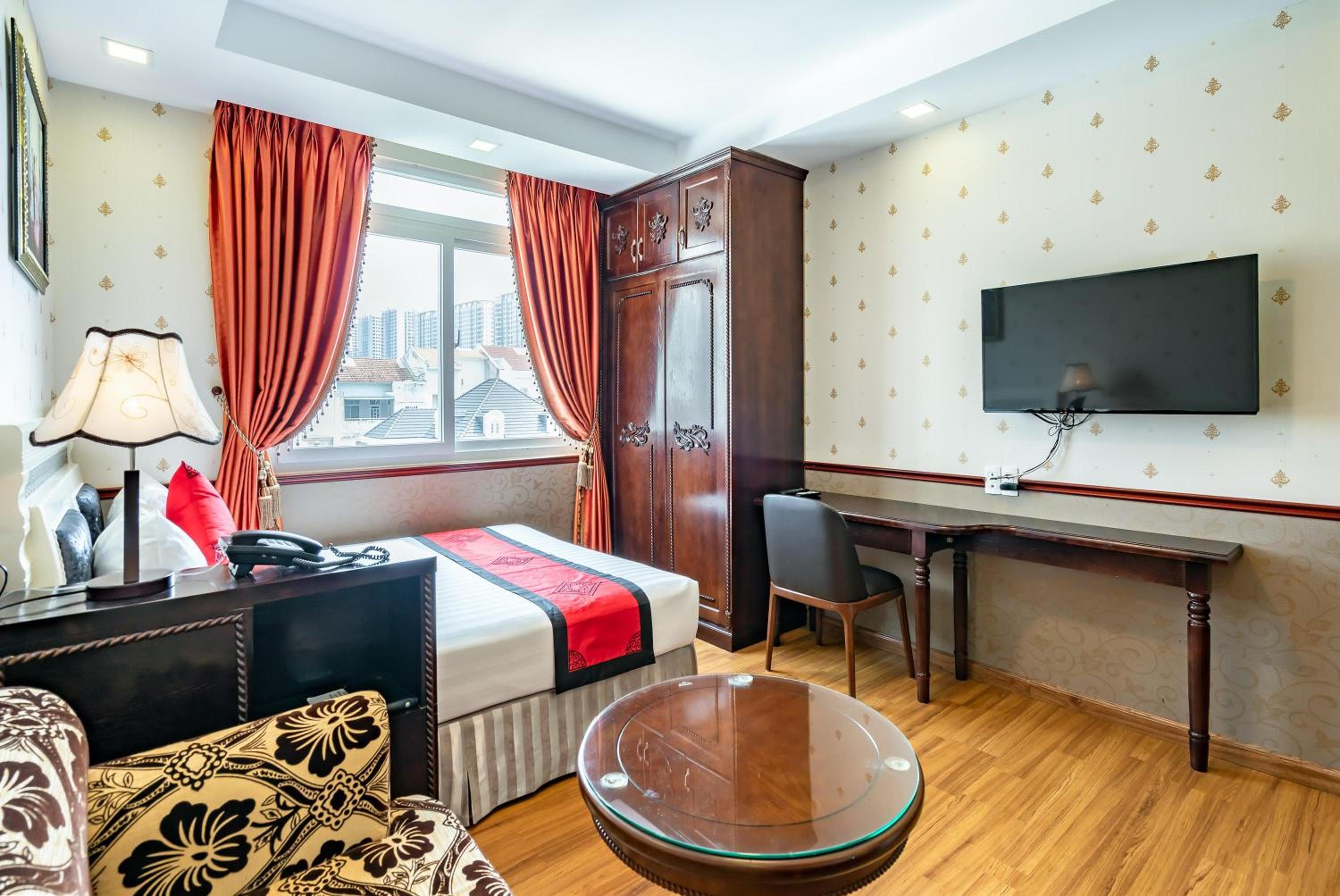 Studio Apartment photo 3
