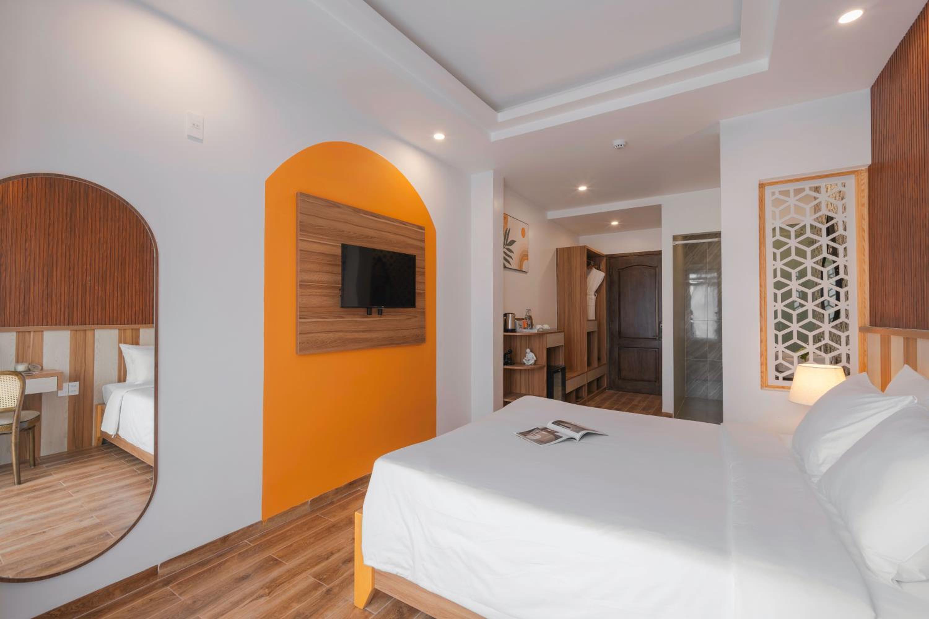 Deluxe Double or Twin Room - Photo 4