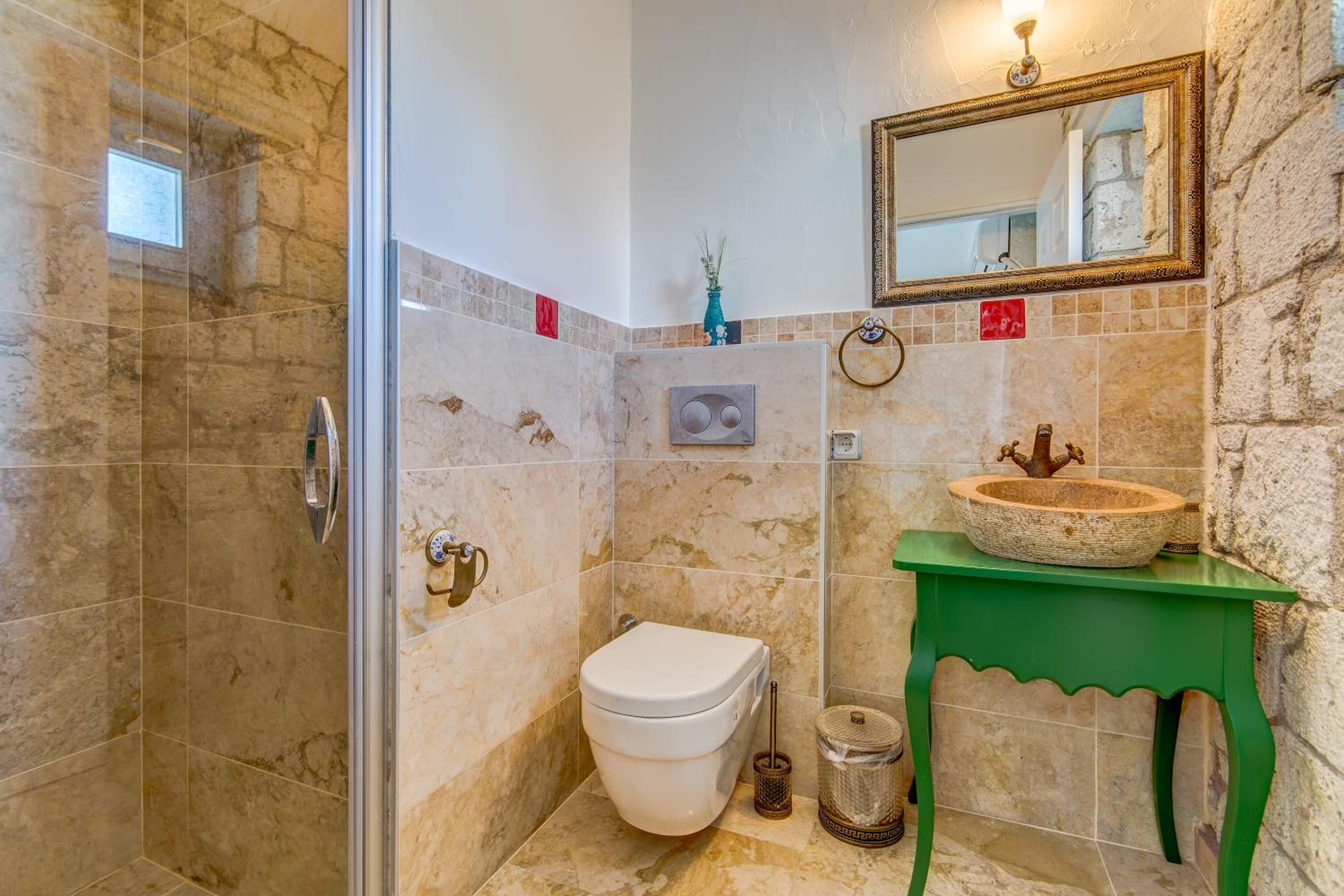 Triple Room- Pool View - Photo 6