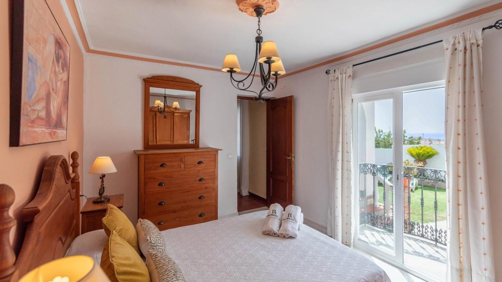 Casa de cuatro habitaciones