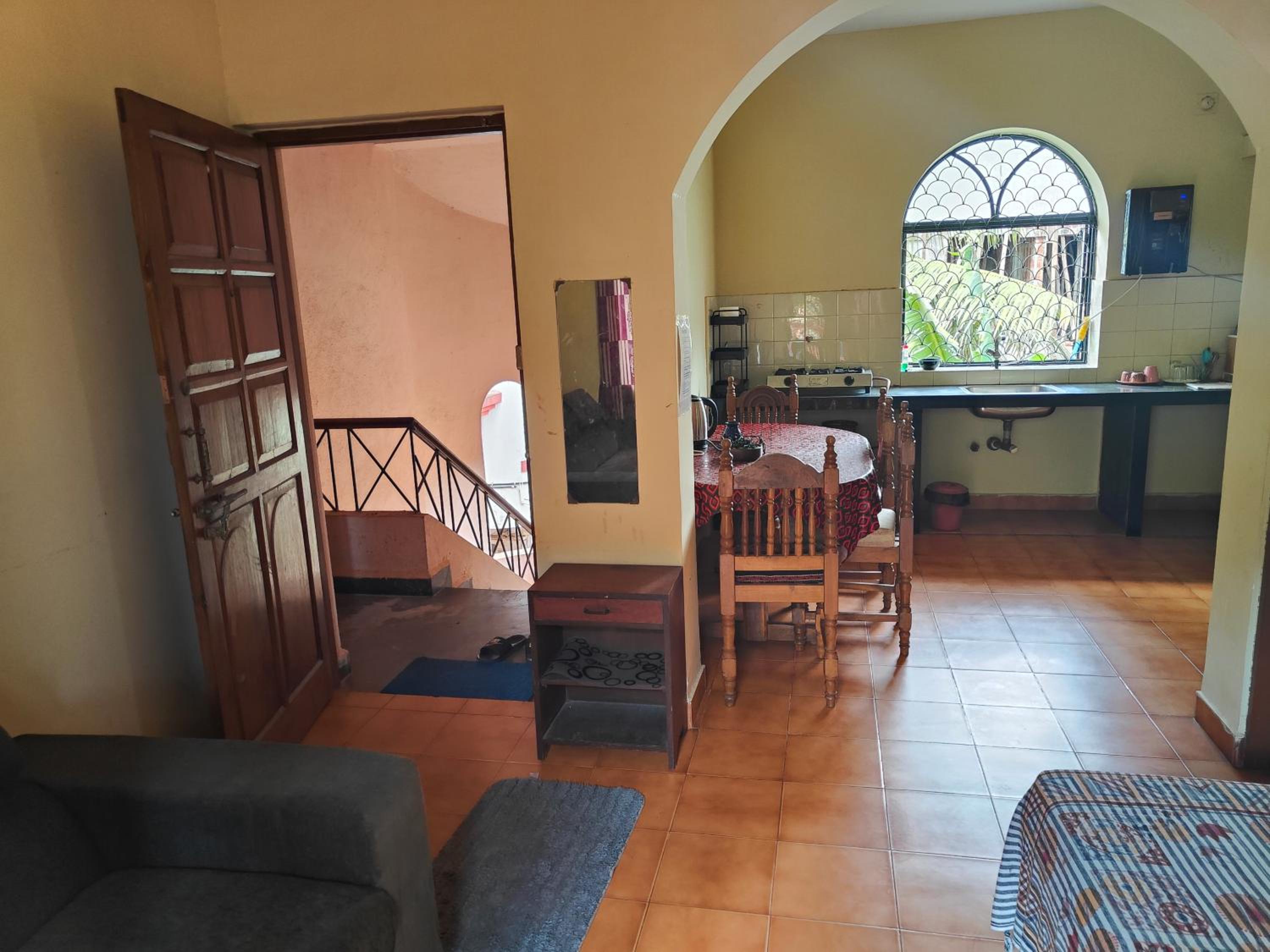 Double Room with Balcony (2 Adults + 1 Child) photo 2