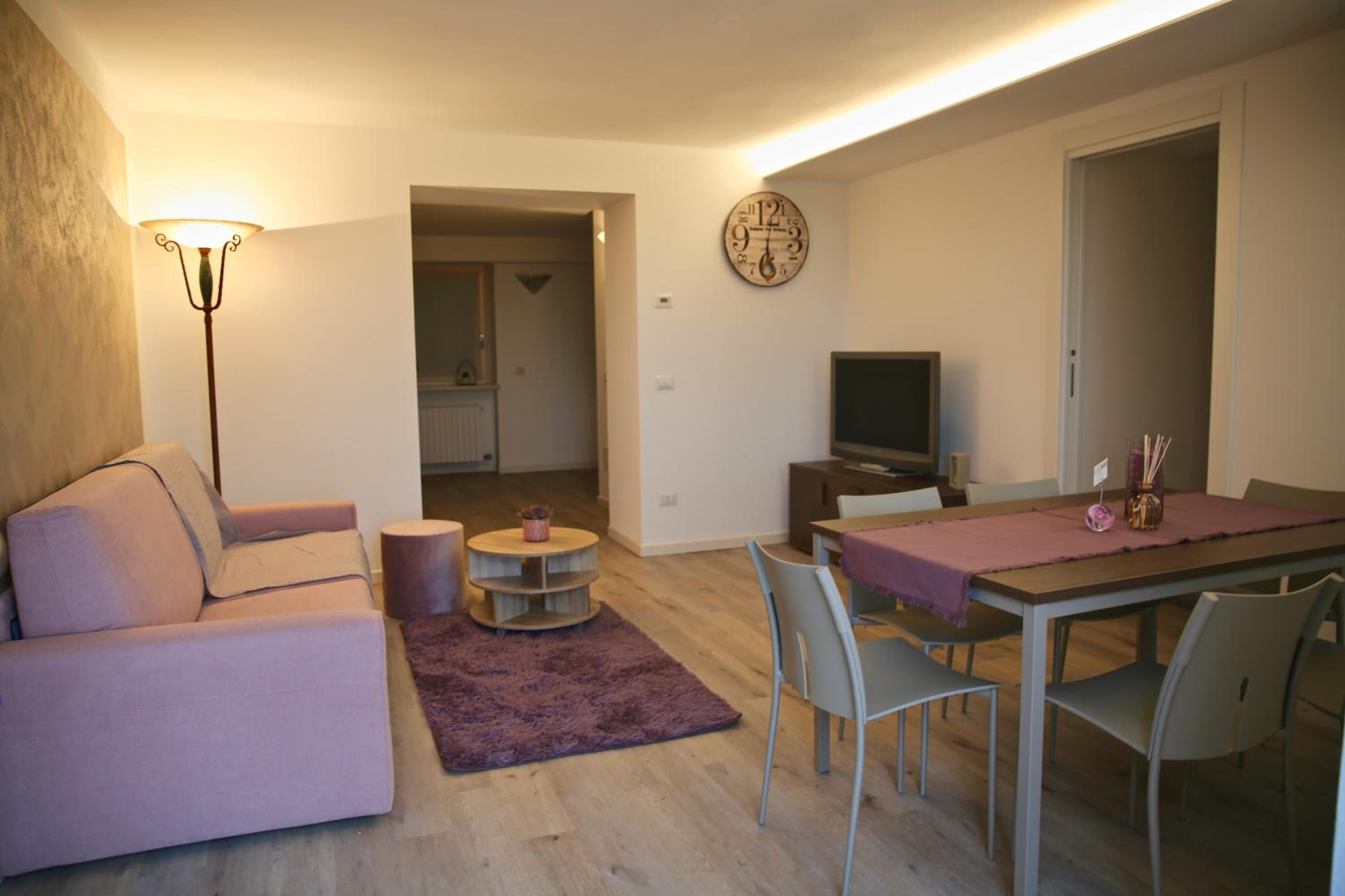 Maisonette photo 1