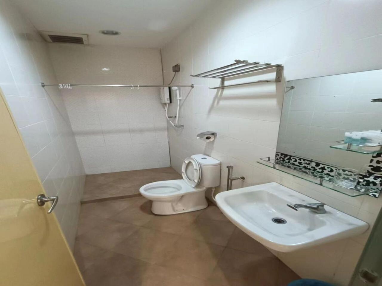 Executive Queen Room with Two Queen Beds photo 2