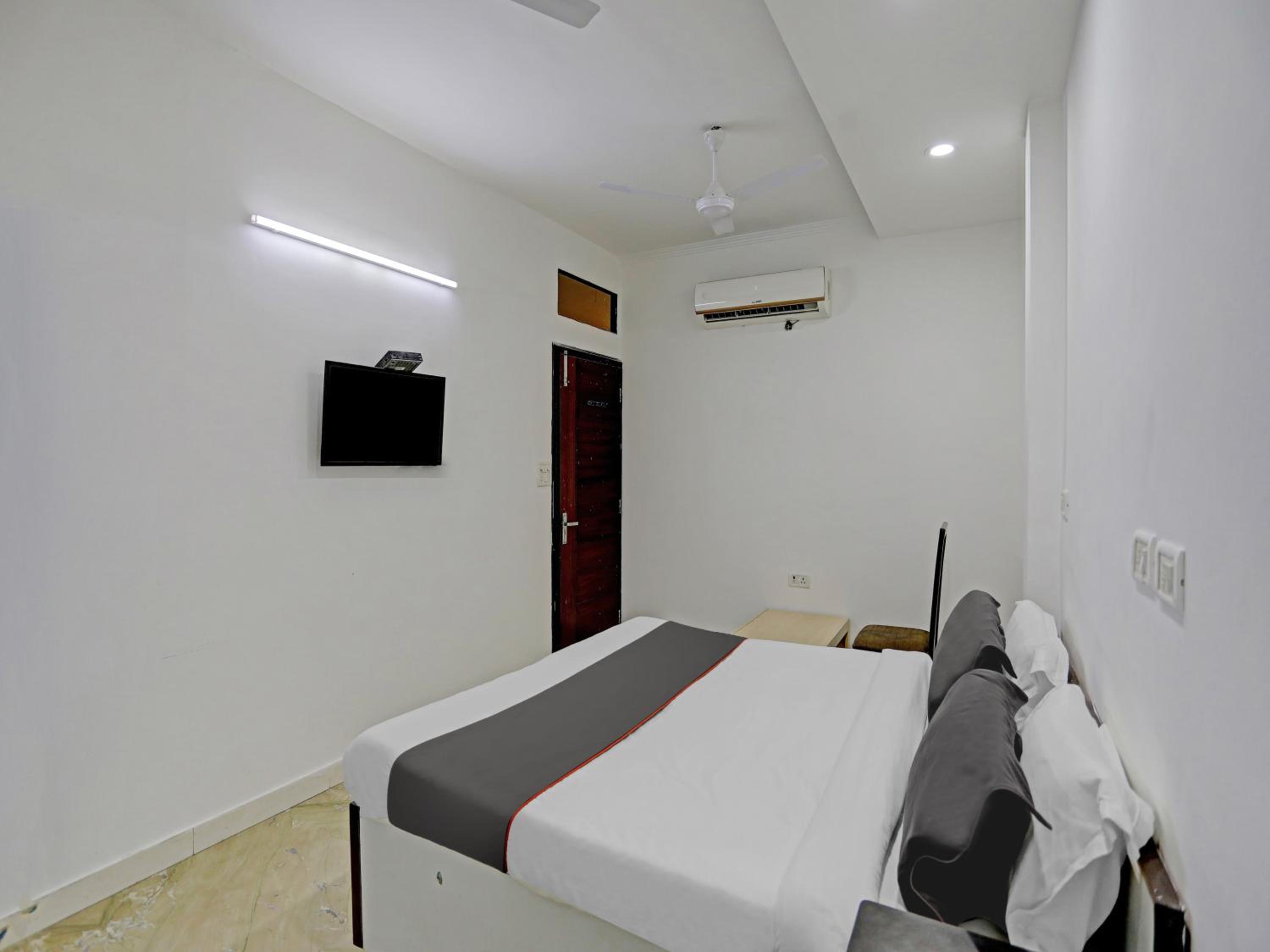 Classic Triple Room