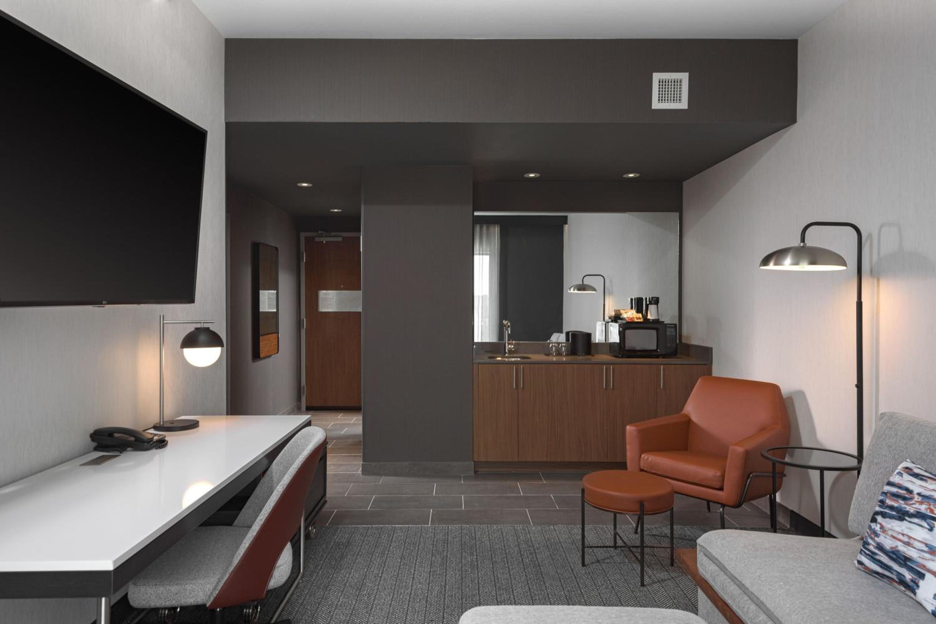 King Suite with Sofa Bed photo 1