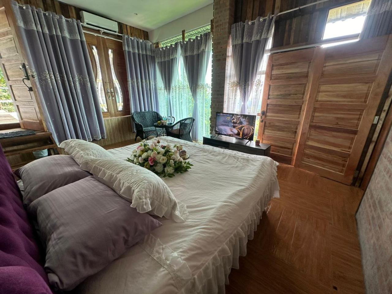 Villa with Private Pool photo 2